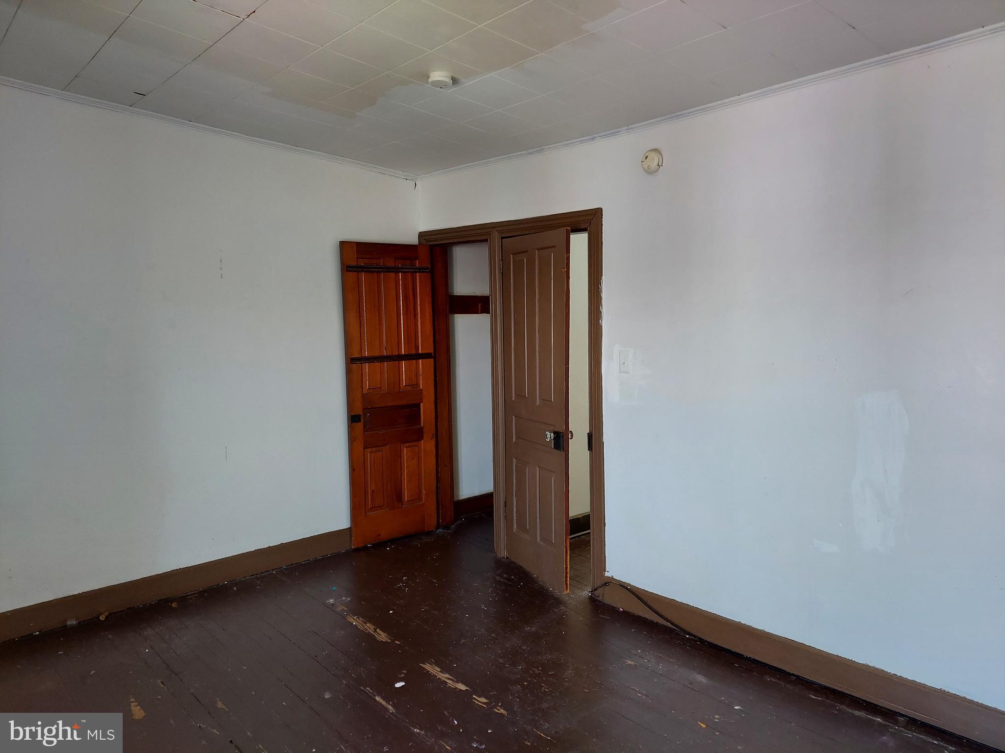 WEST YORK BORO - Residential Income