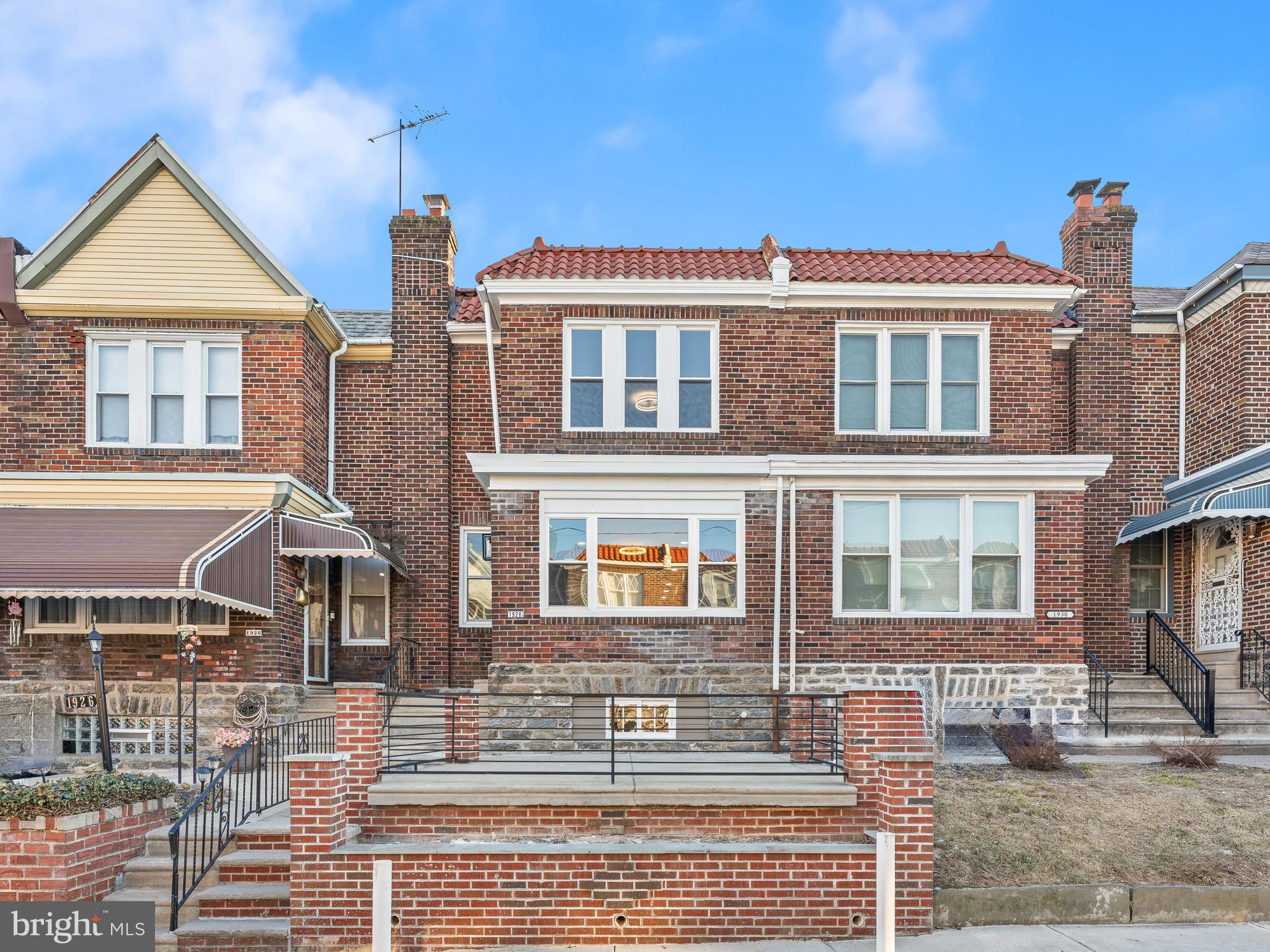 WEST OAK LANE - Residential