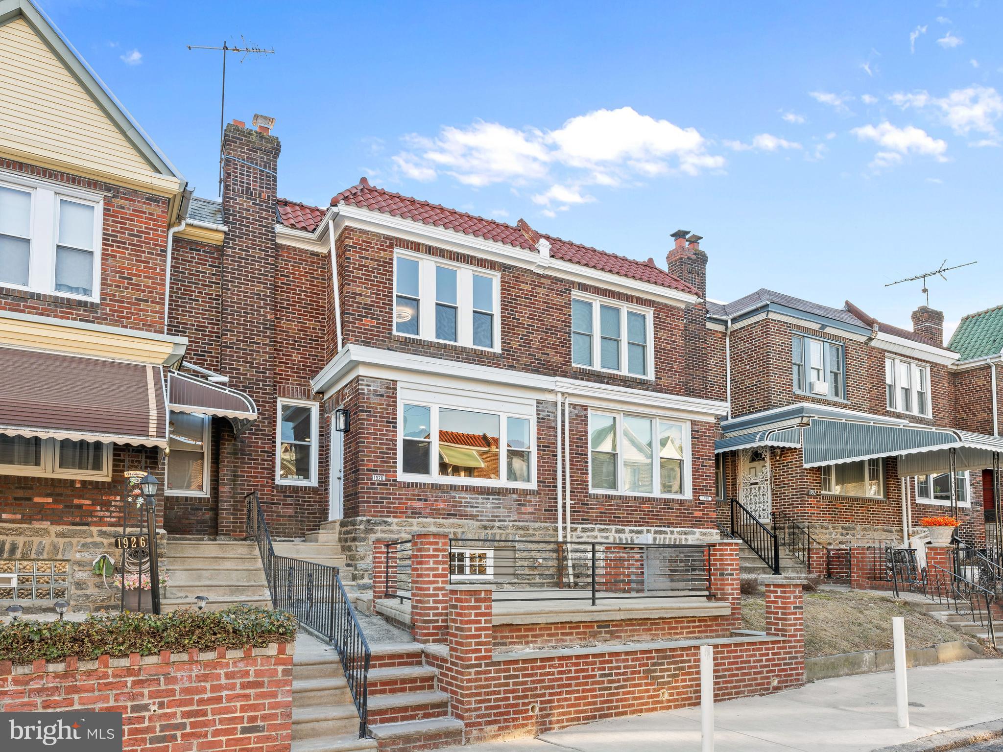 WEST OAK LANE - Residential