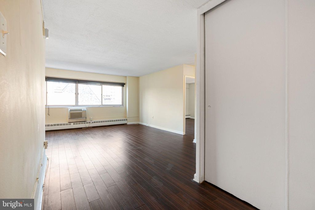 Photo of 2101 - 17 Chestnut Street #518, PHILADELPHIA, PA 19103 (MLS # PAPH2506256)
