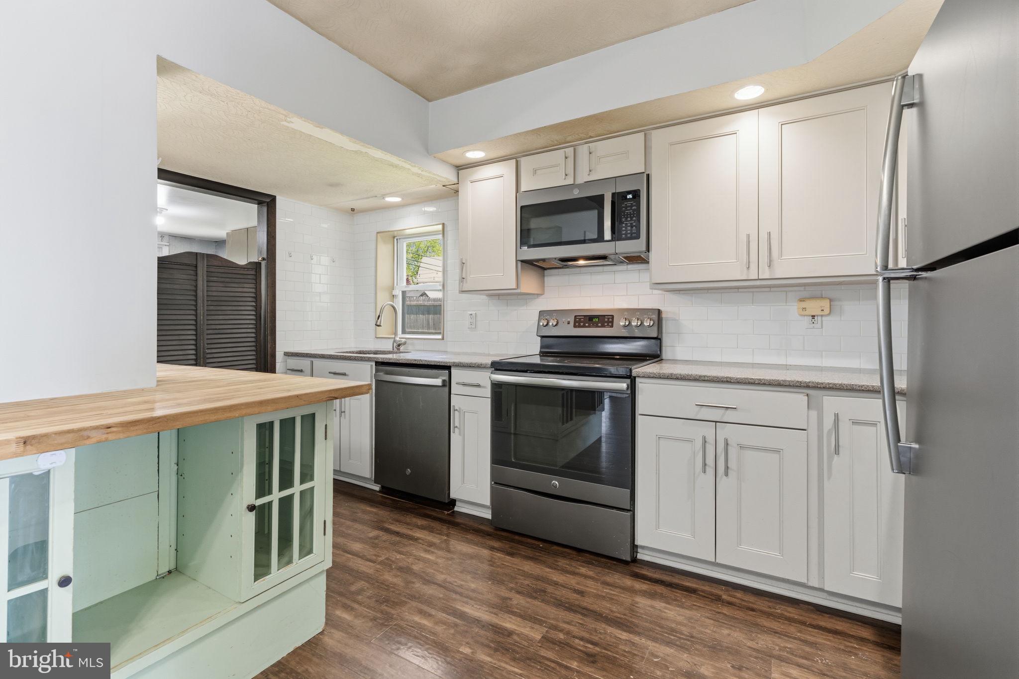 VERMILION HILL - Residential