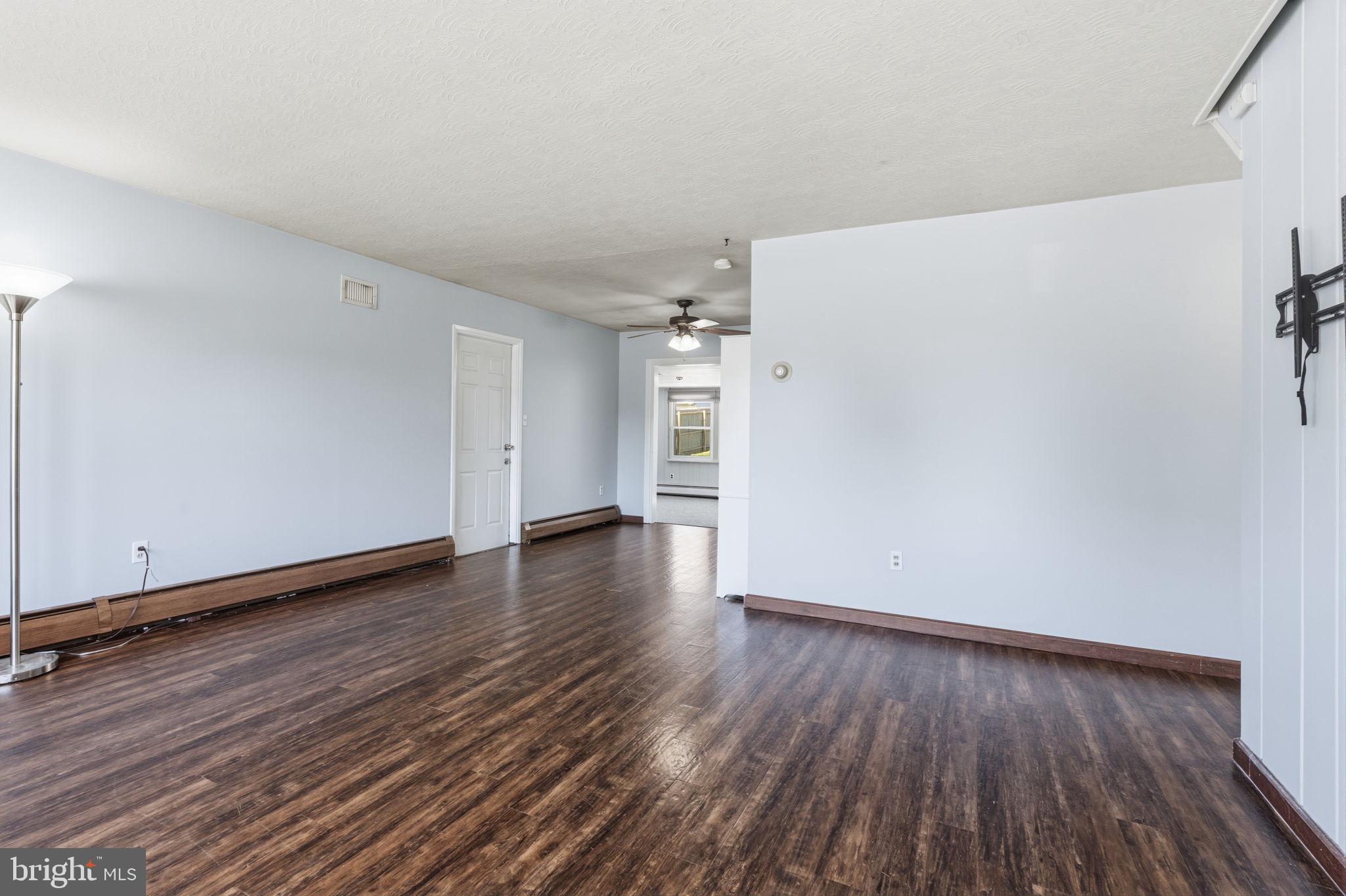 VERMILION HILL - Residential