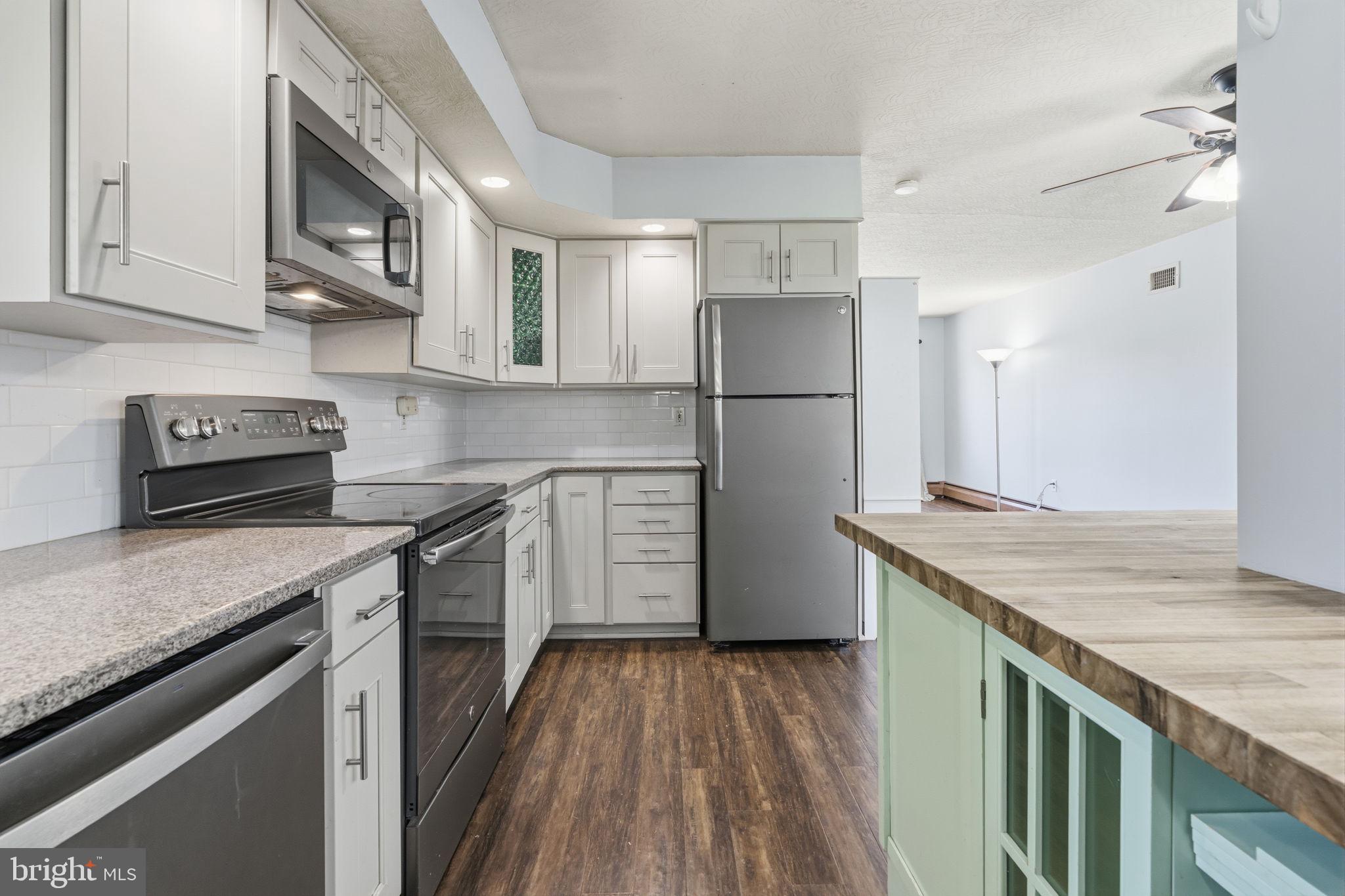 VERMILION HILL - Residential