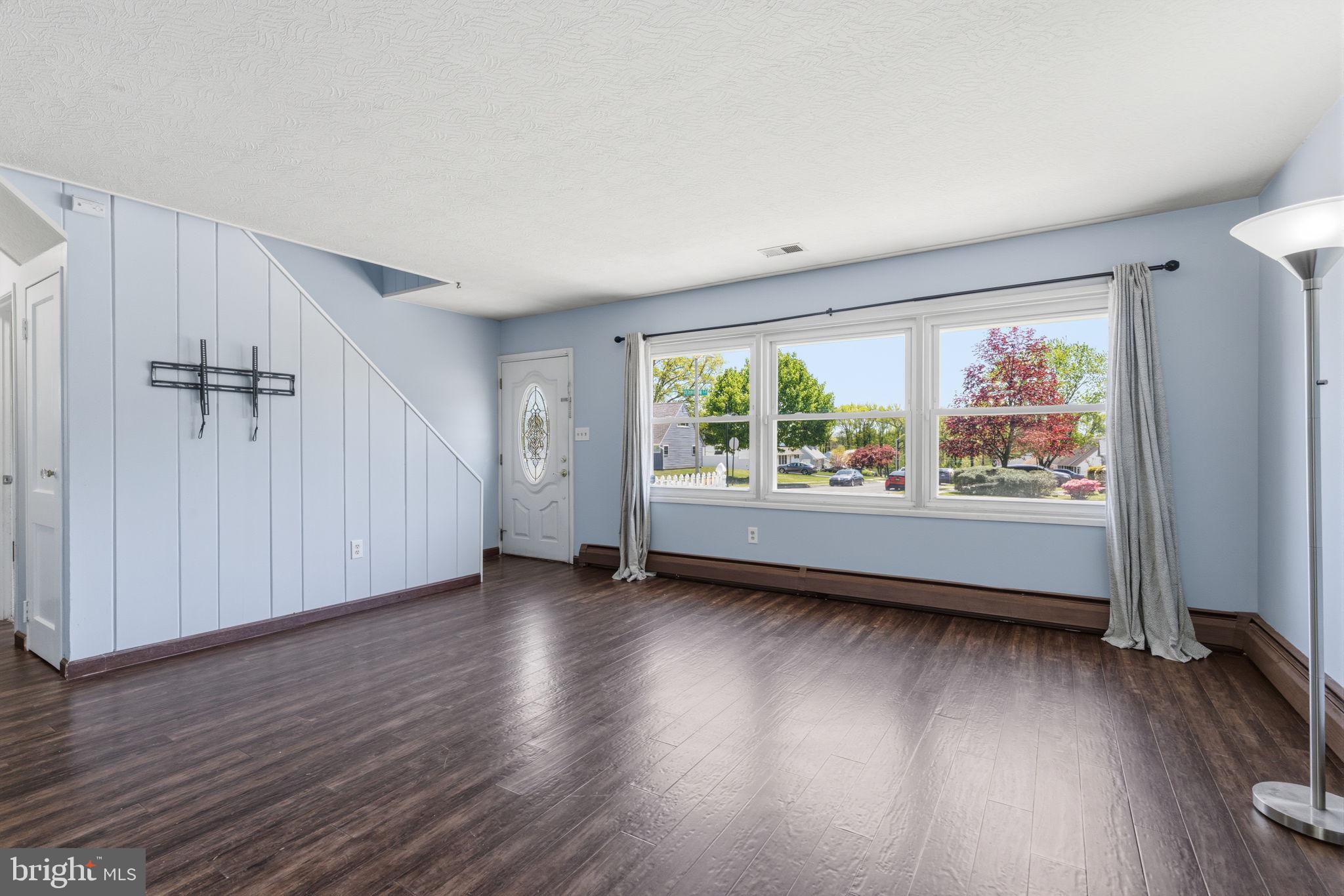 VERMILION HILL - Residential