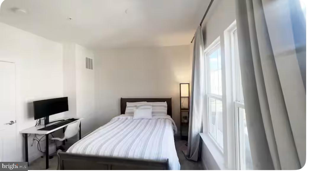 CAPITAL COURT - Residential Lease