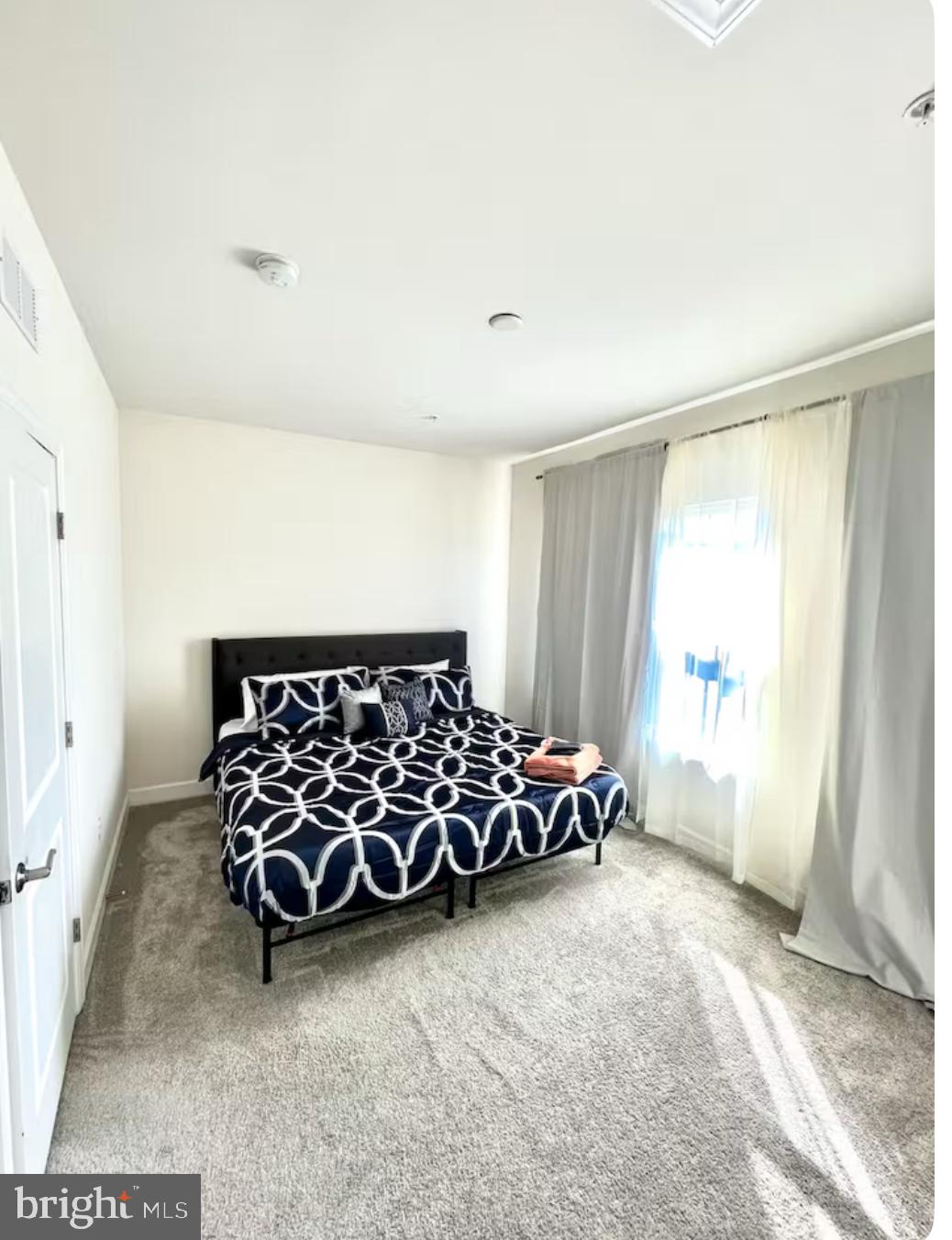 CAPITAL COURT - Residential Lease