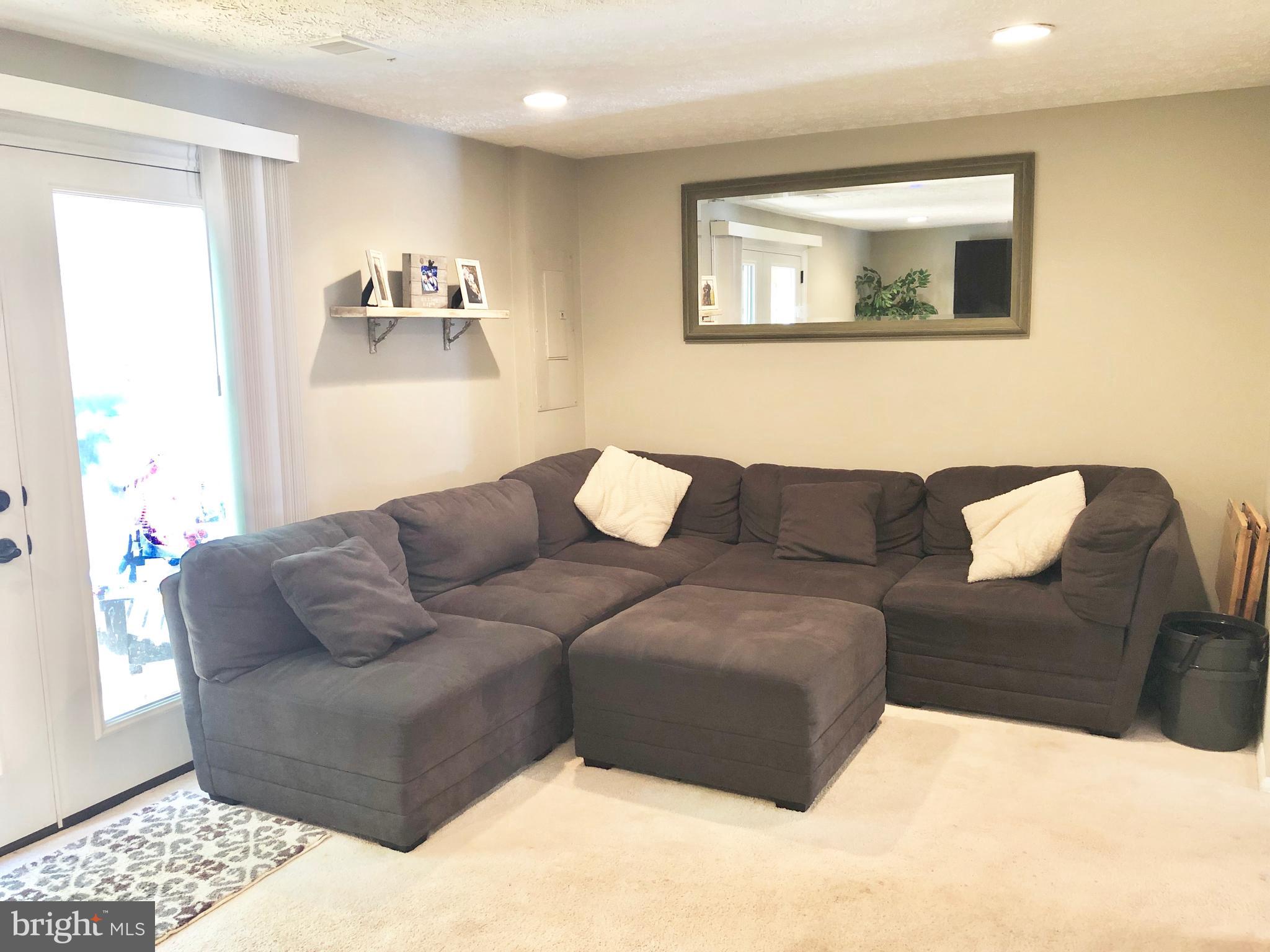 NEWINGTON FOREST - Residential