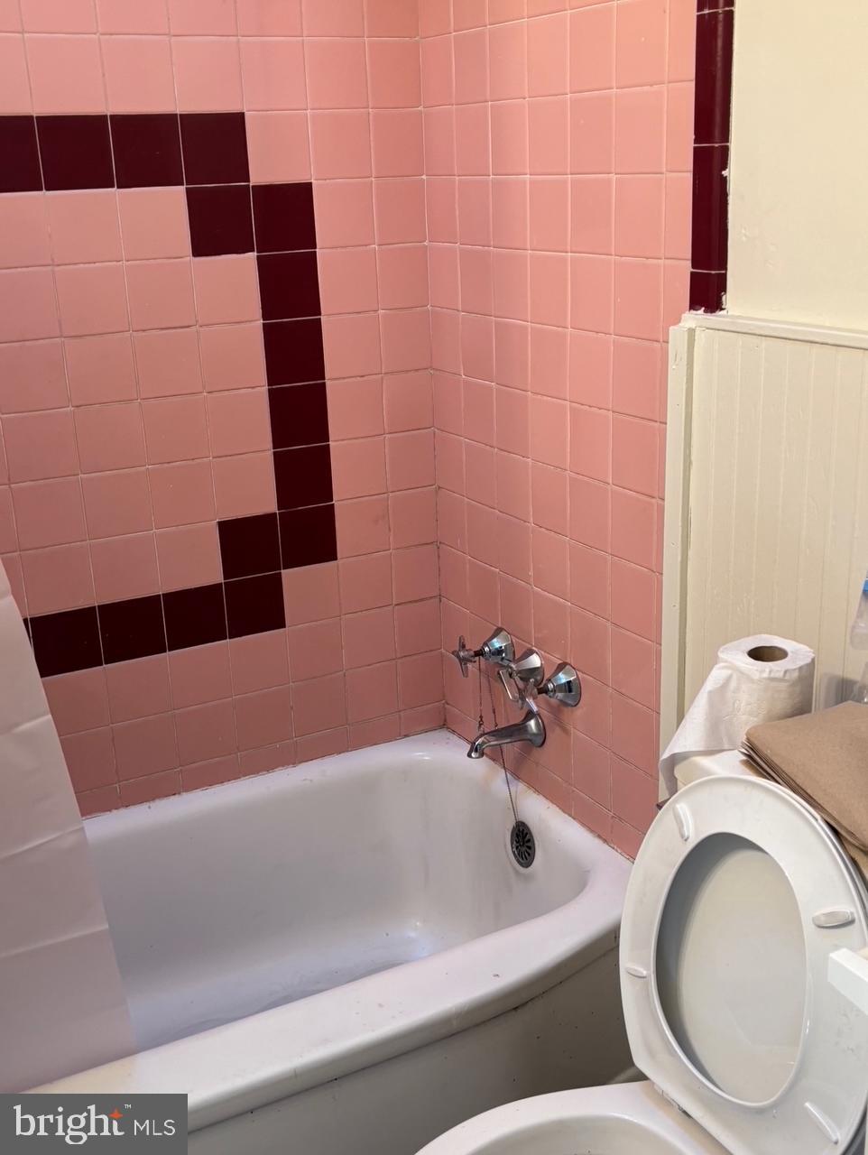 SHARON HILL - Residential Lease