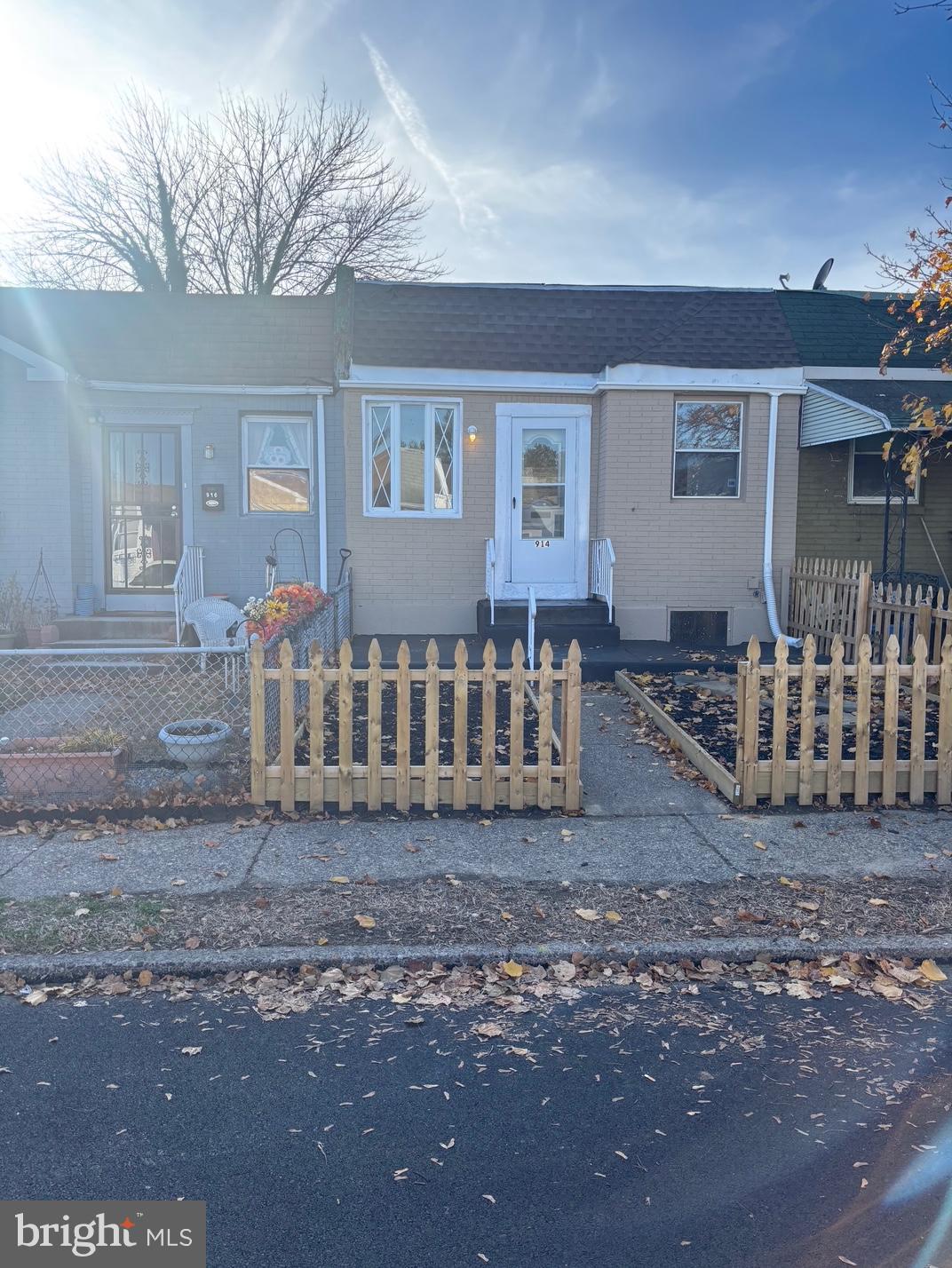 SHARON HILL - Residential Lease