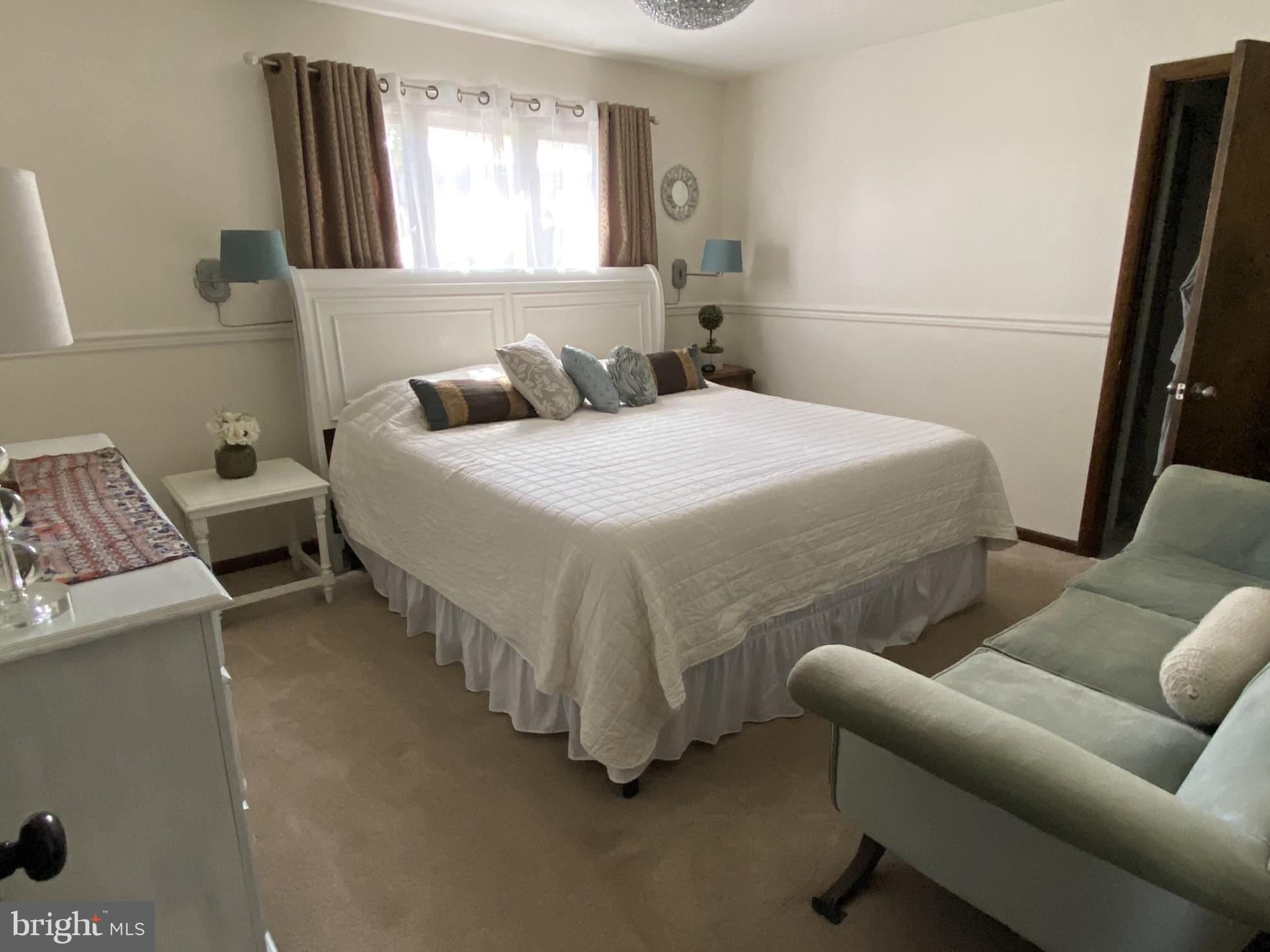 BRADDOCK ESTATES - Residential