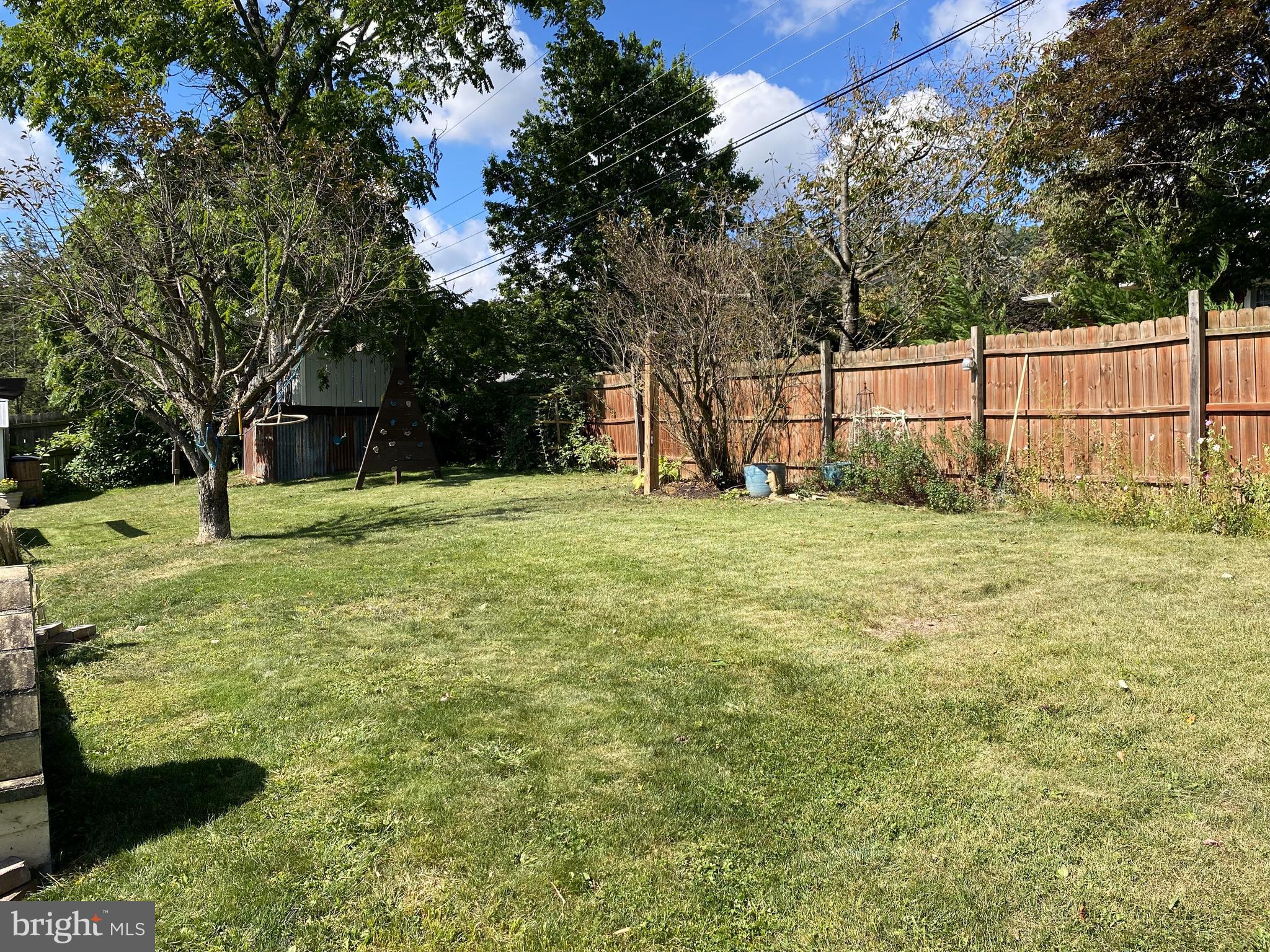 BRADDOCK ESTATES - Residential