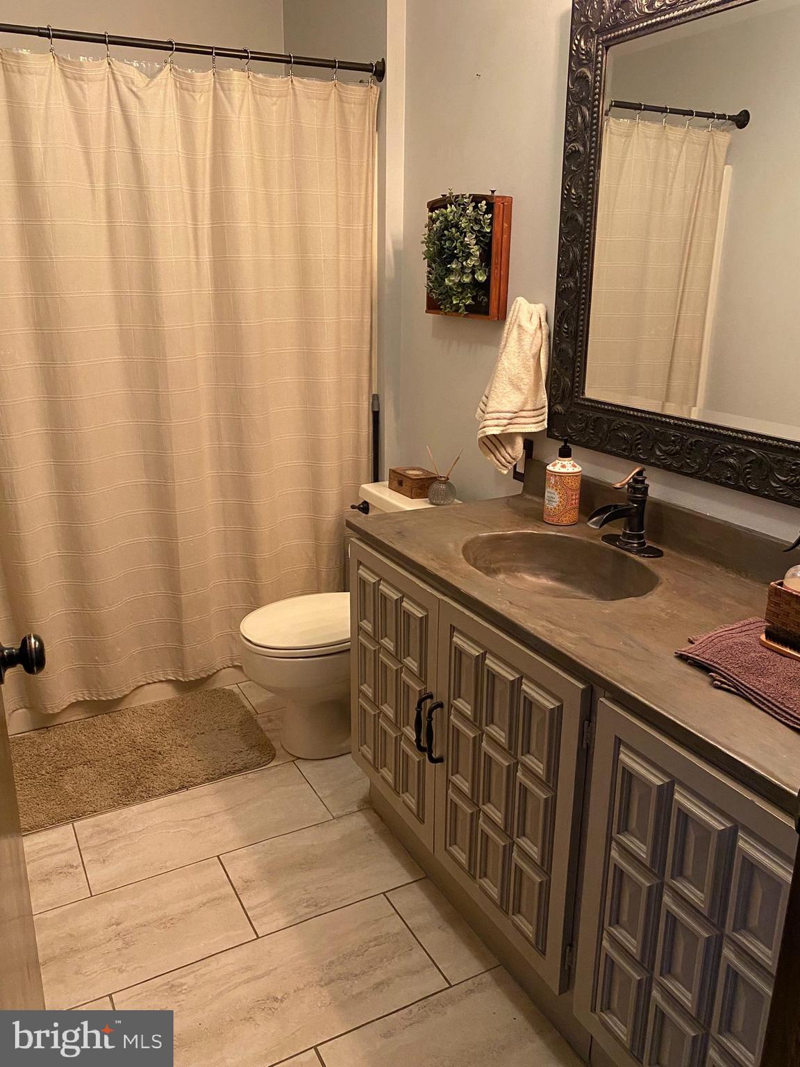 BRADDOCK ESTATES - Residential