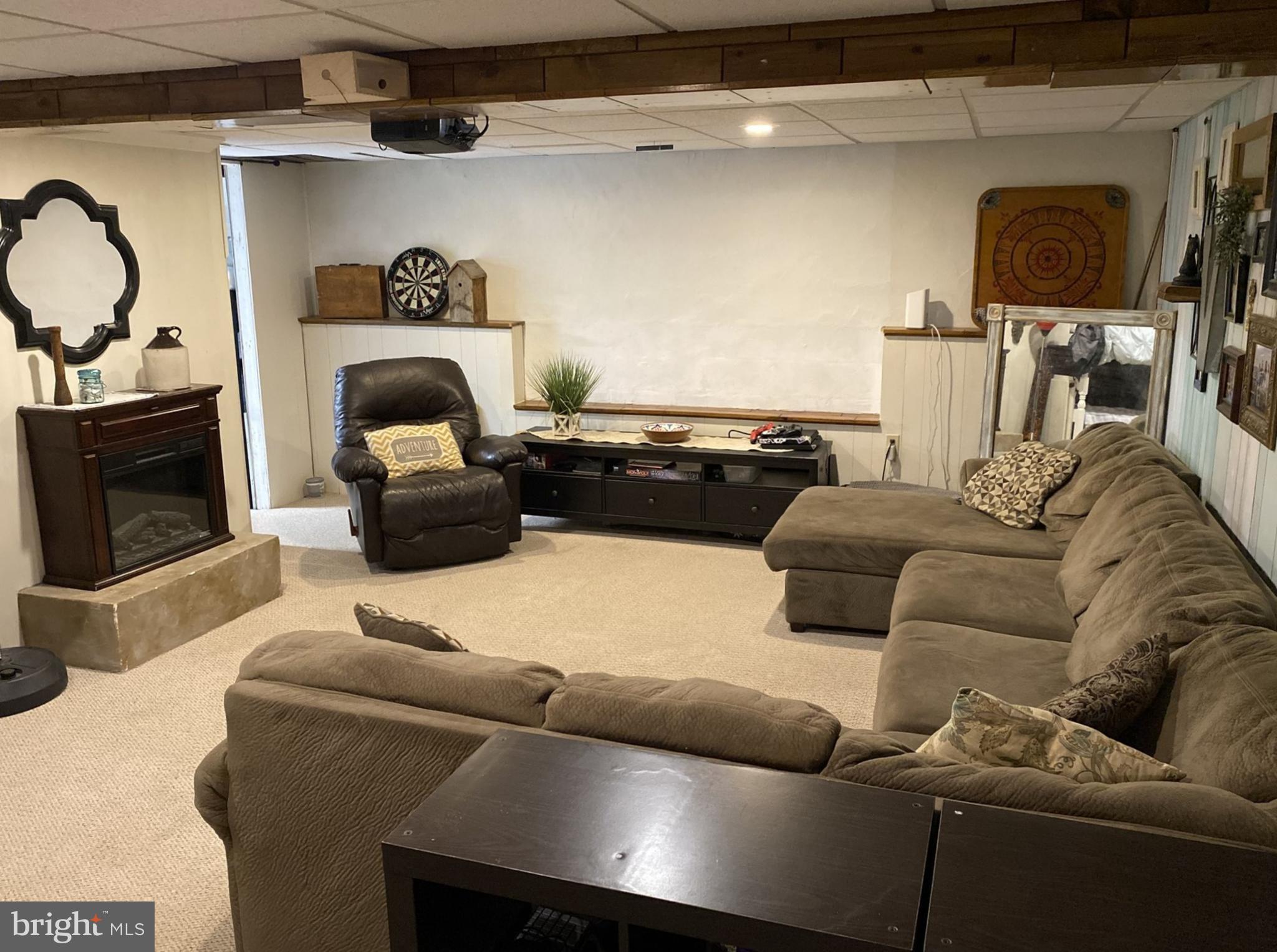 BRADDOCK ESTATES - Residential