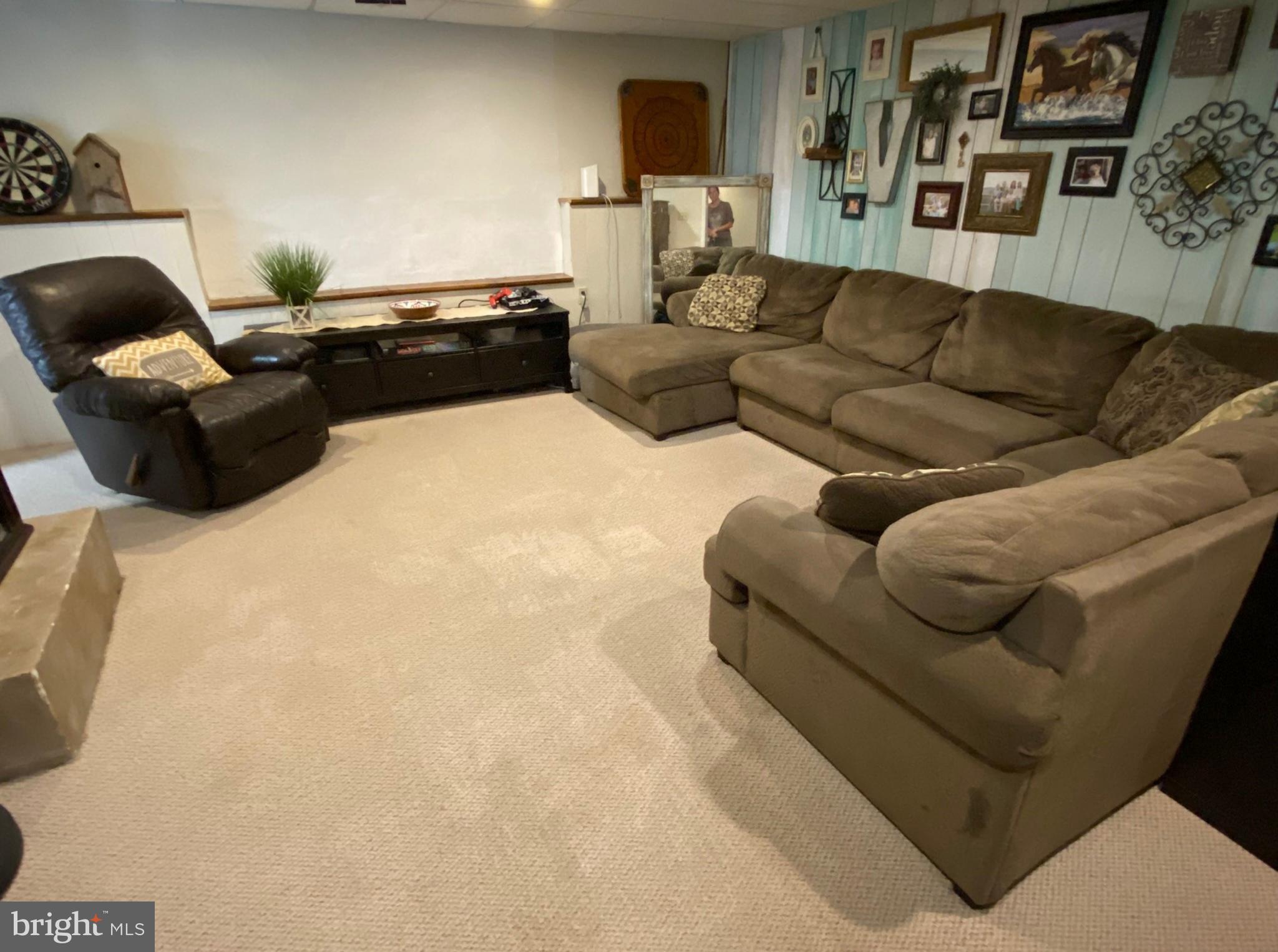 BRADDOCK ESTATES - Residential