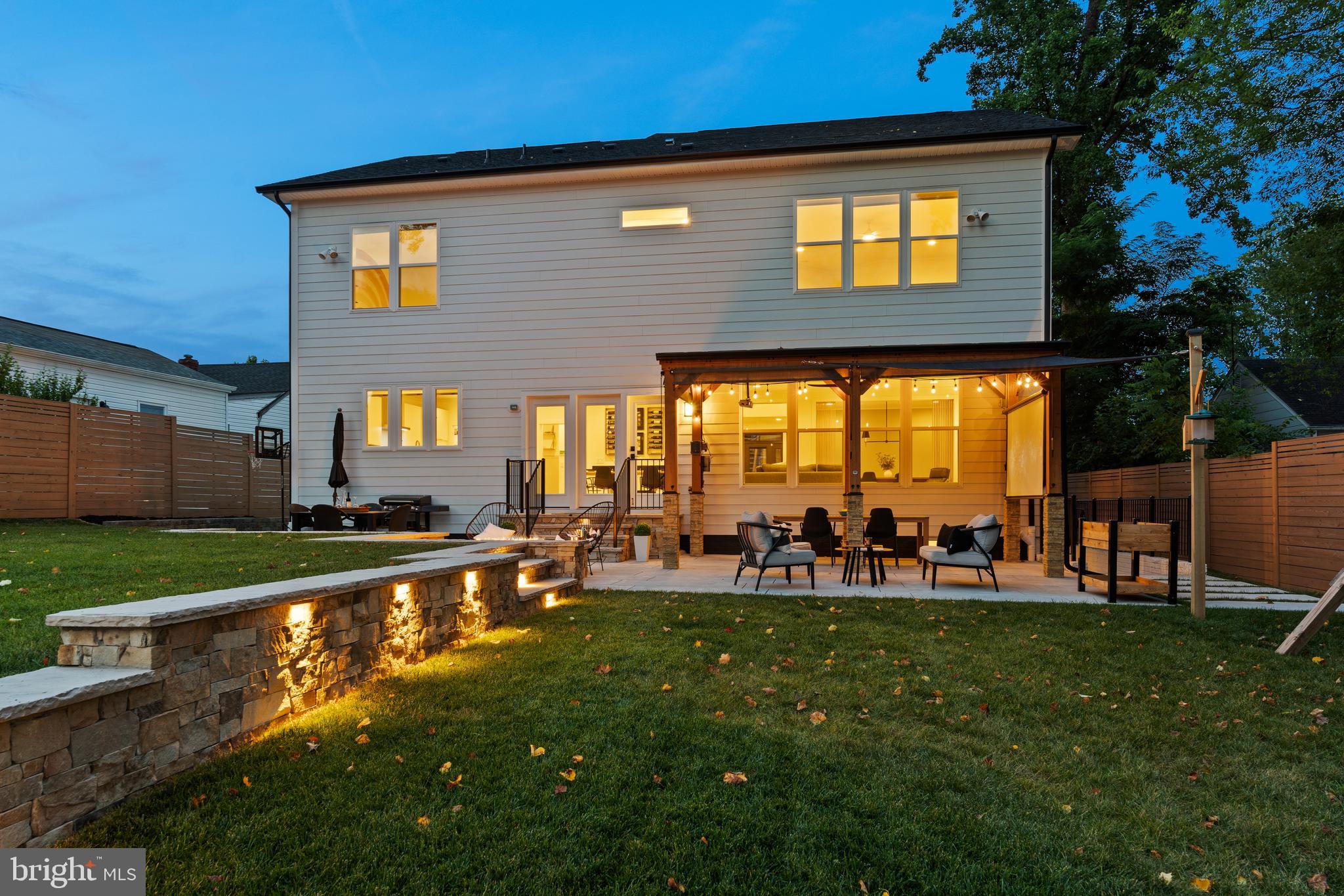 PIMMIT HILLS - Residential