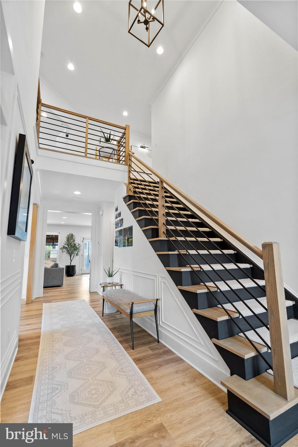 PIMMIT HILLS - Residential