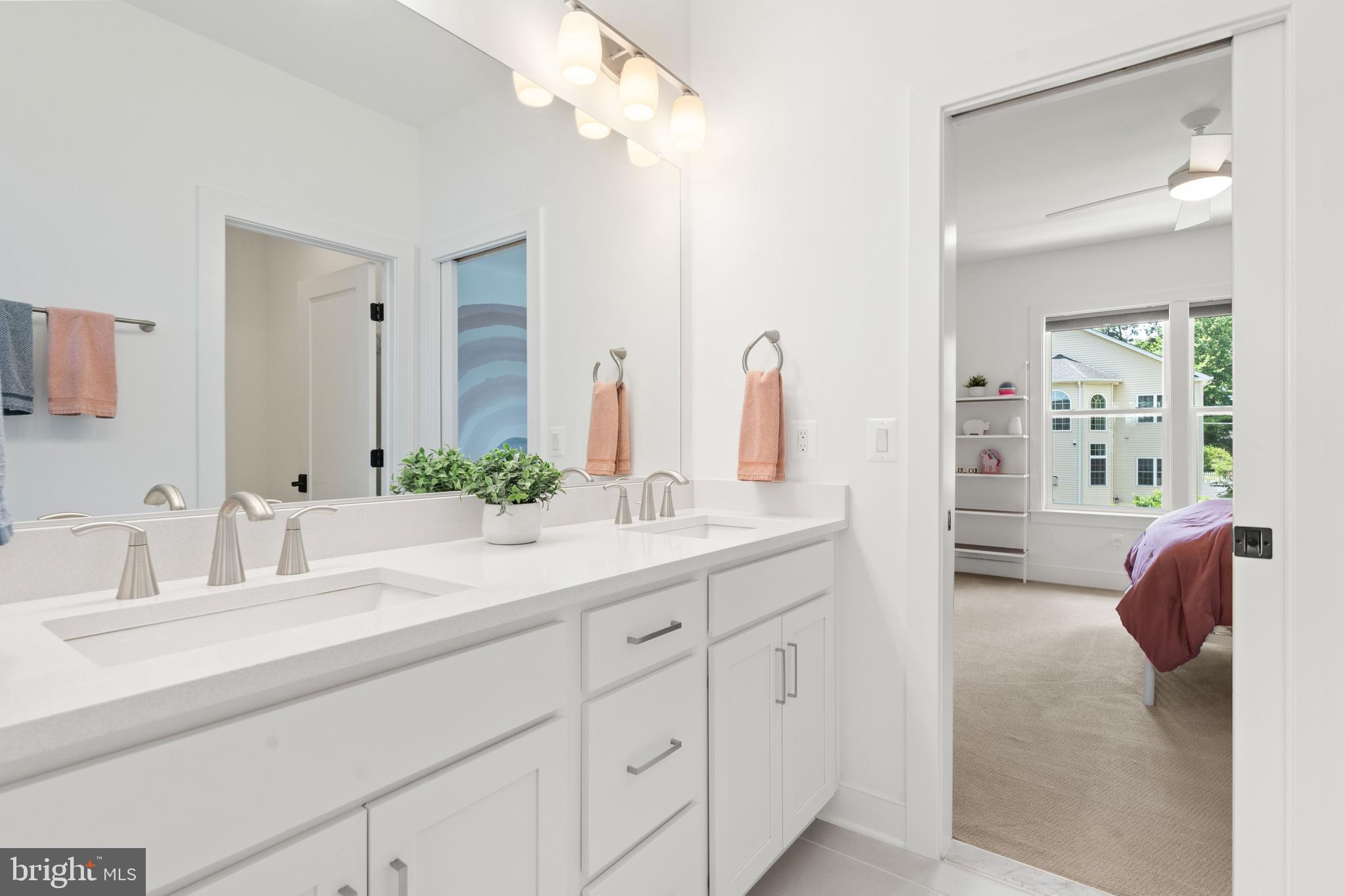 PIMMIT HILLS - Residential