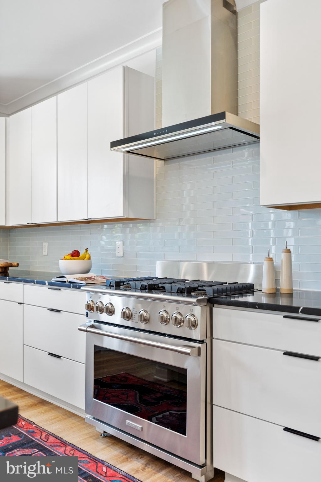 PIMMIT HILLS - Residential