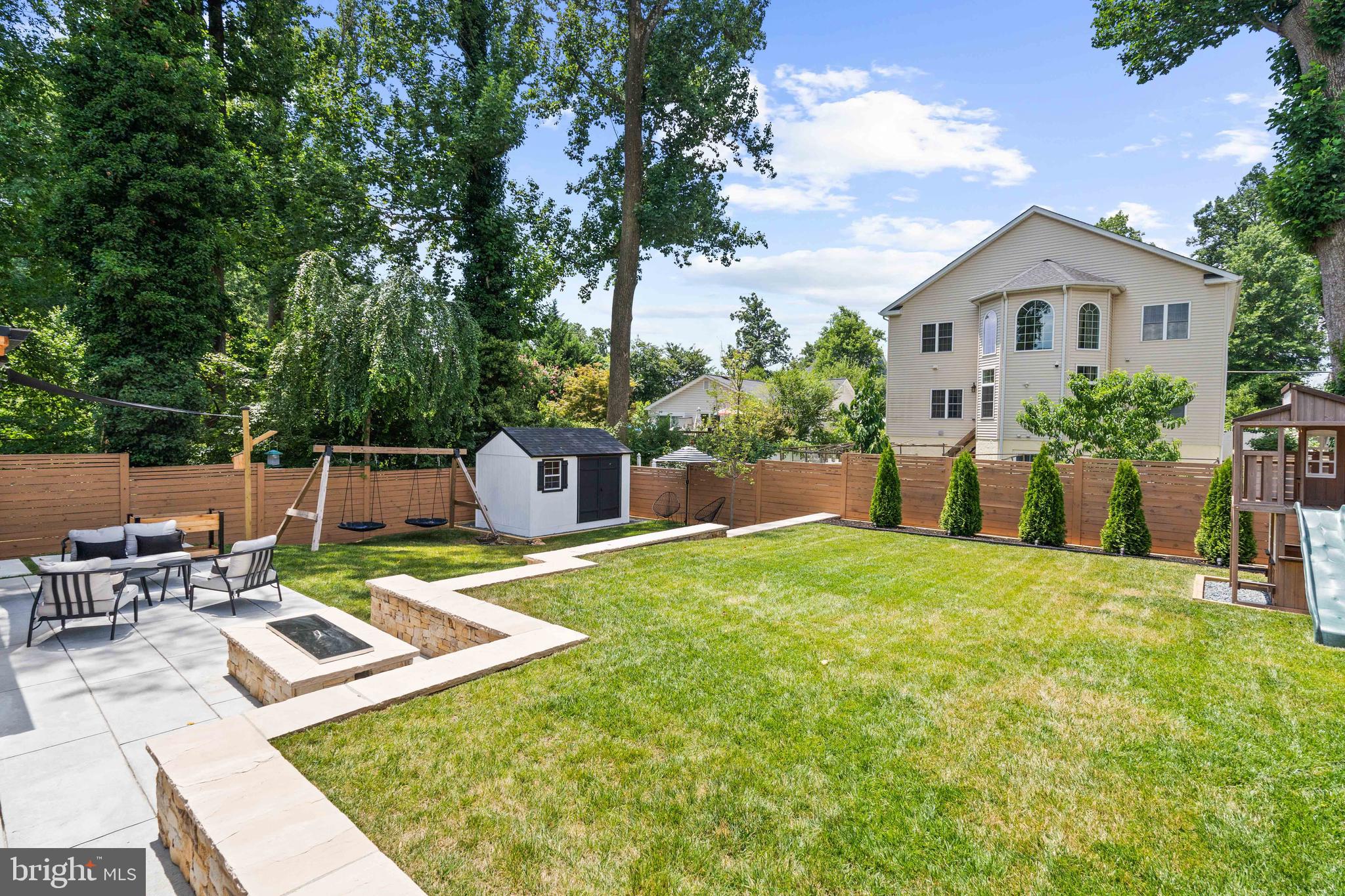 PIMMIT HILLS - Residential