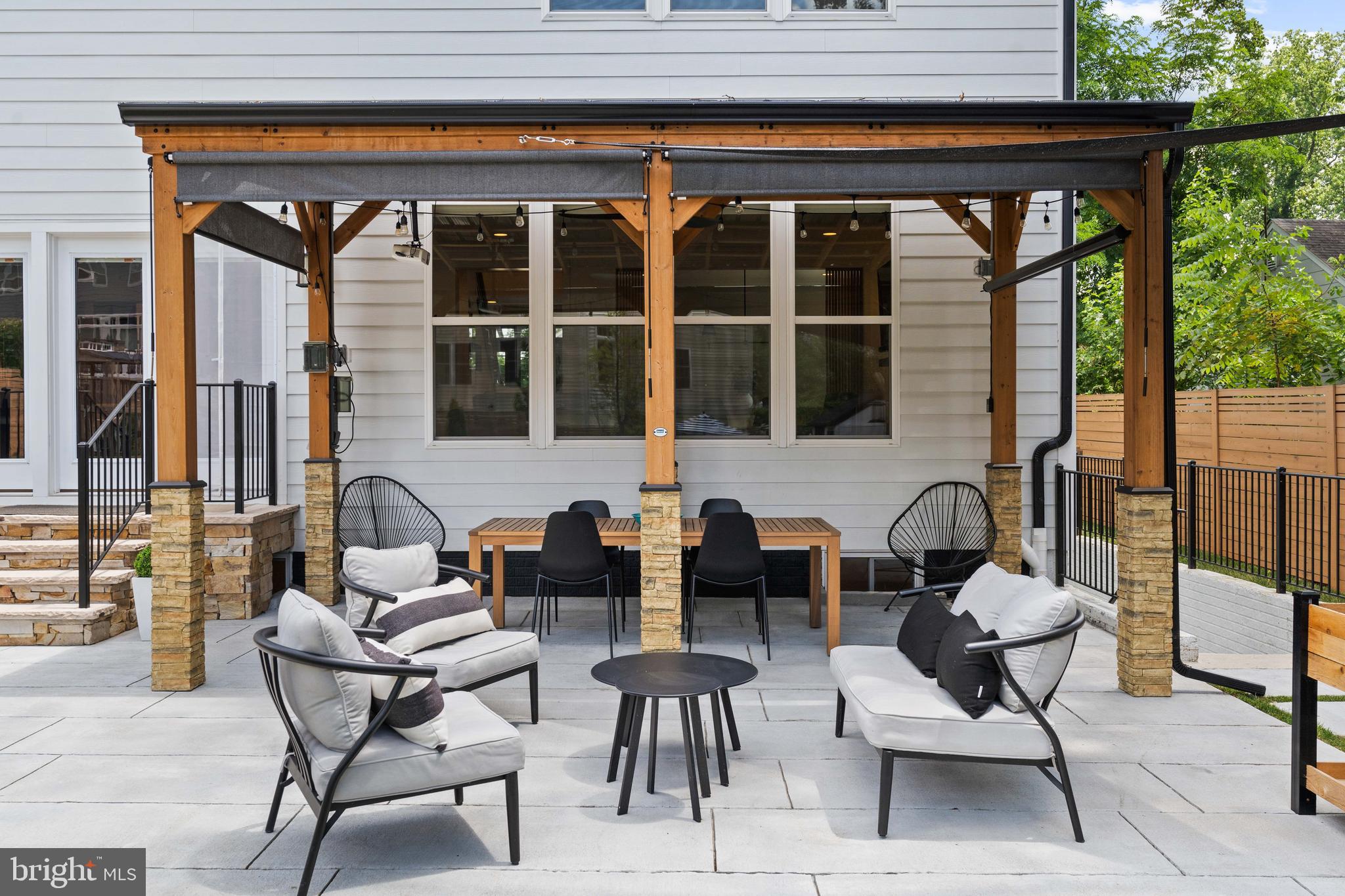 PIMMIT HILLS - Residential