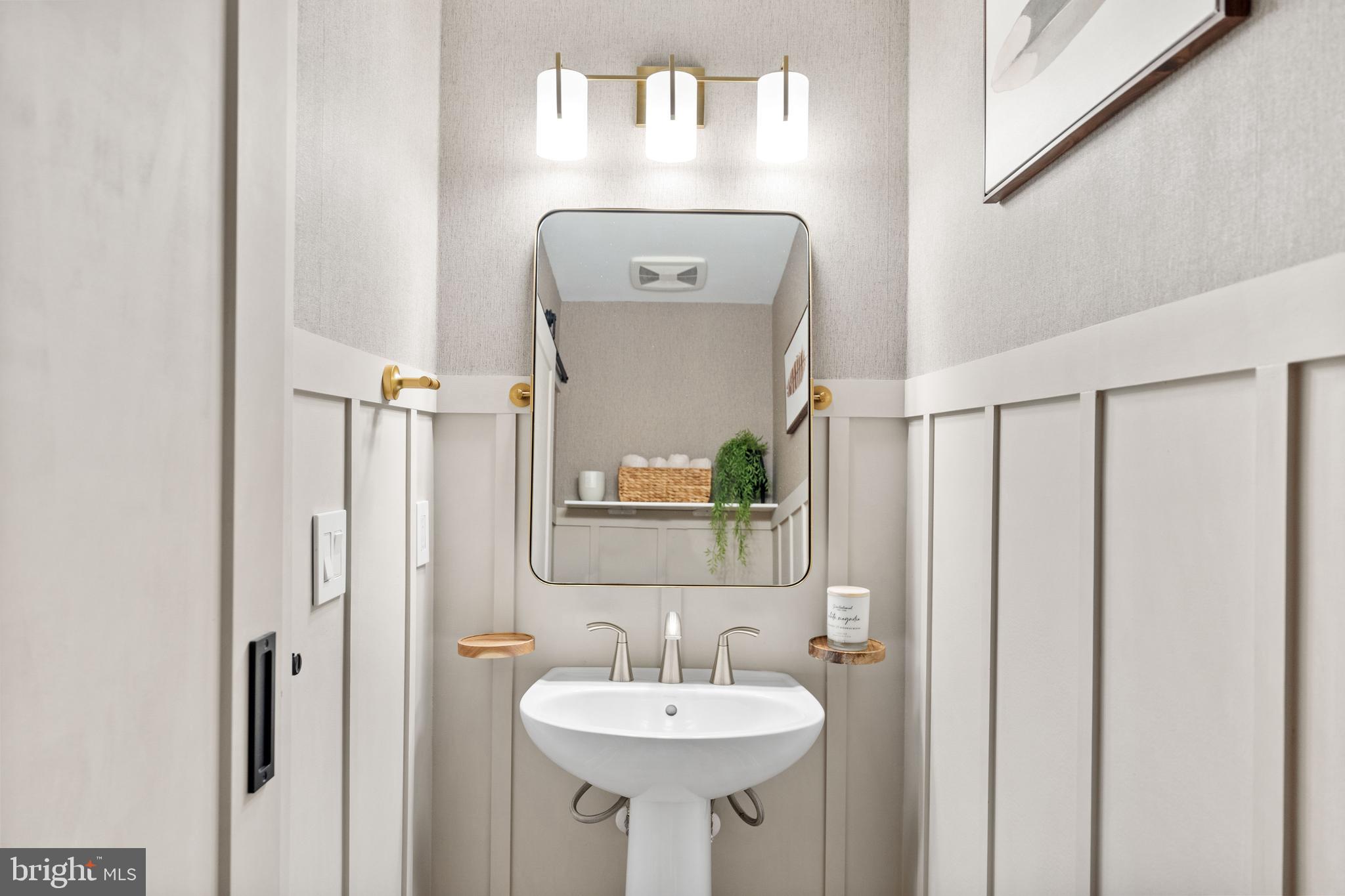 PIMMIT HILLS - Residential