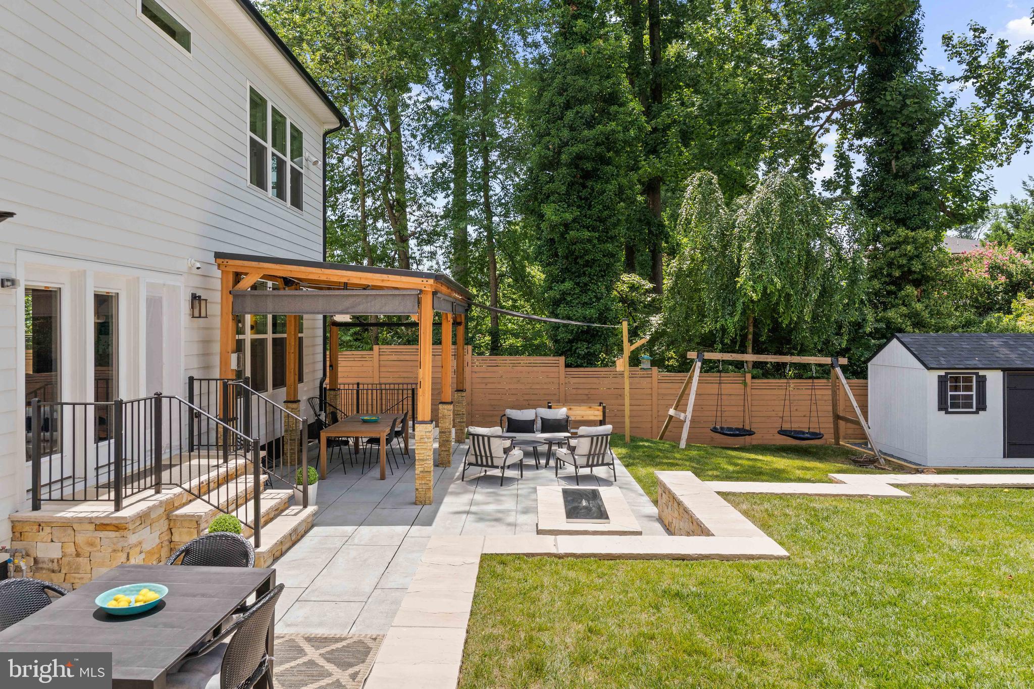 PIMMIT HILLS - Residential