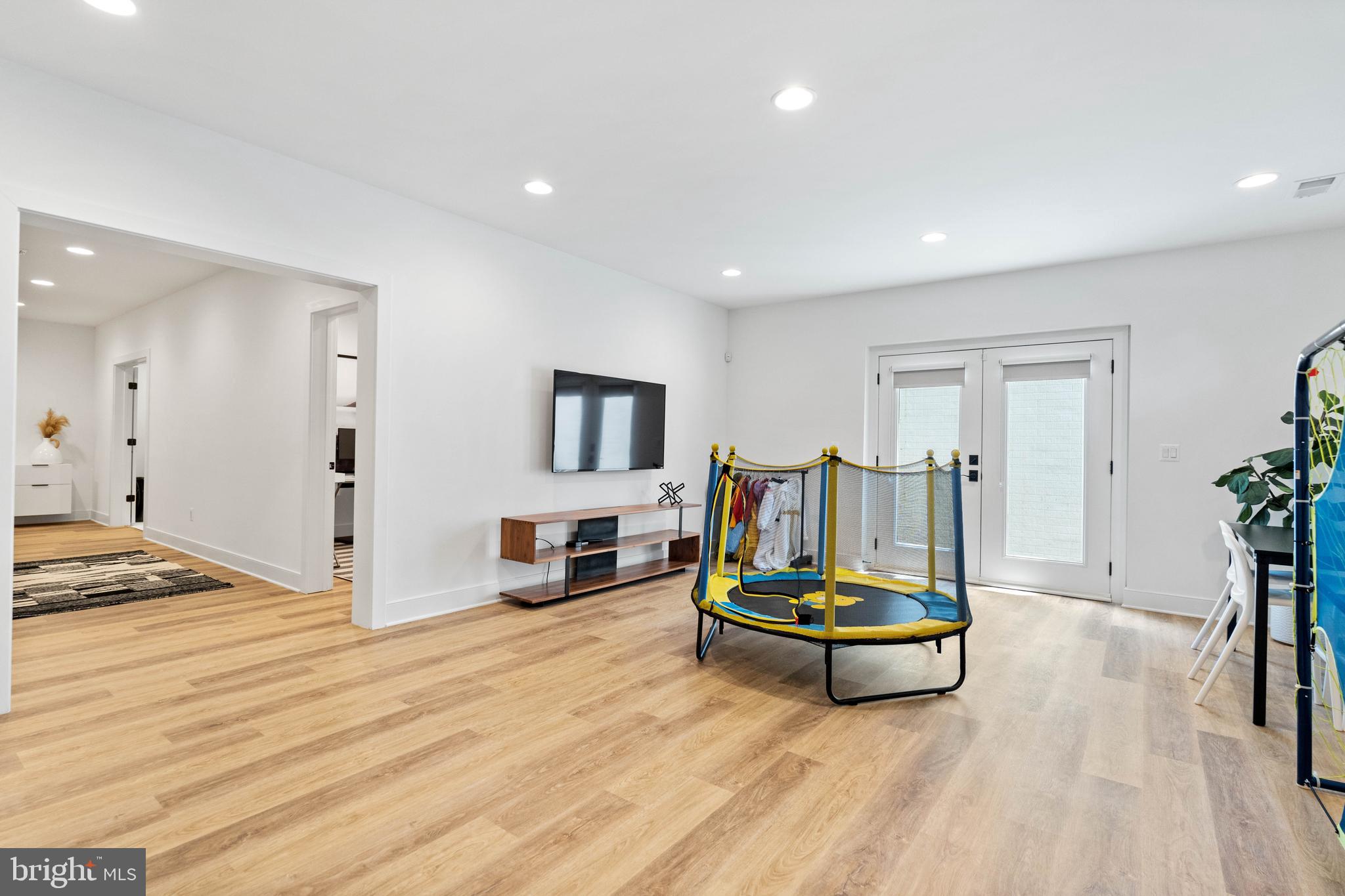 PIMMIT HILLS - Residential