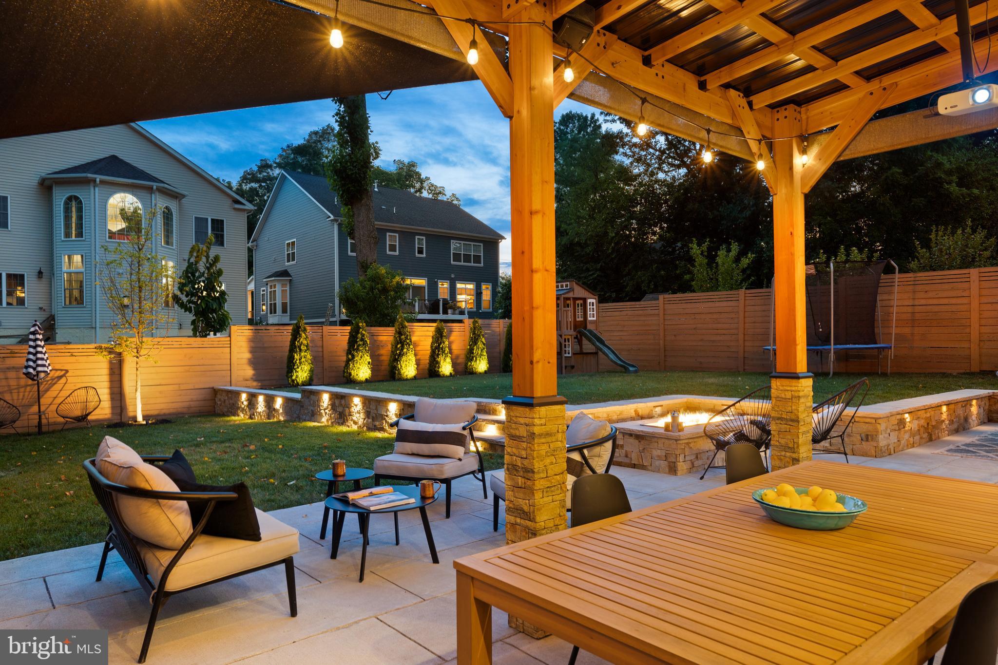 PIMMIT HILLS - Residential