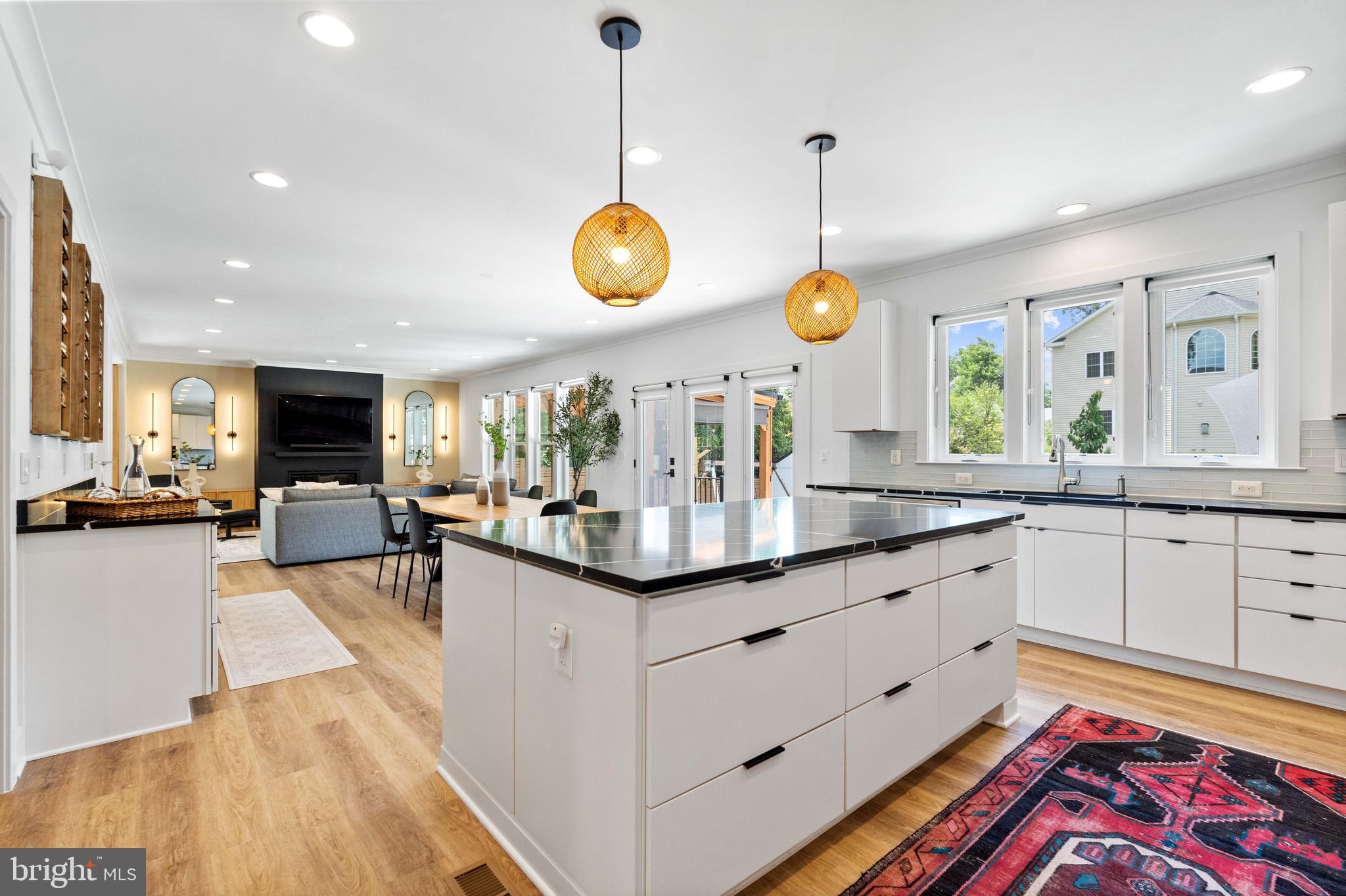 PIMMIT HILLS - Residential