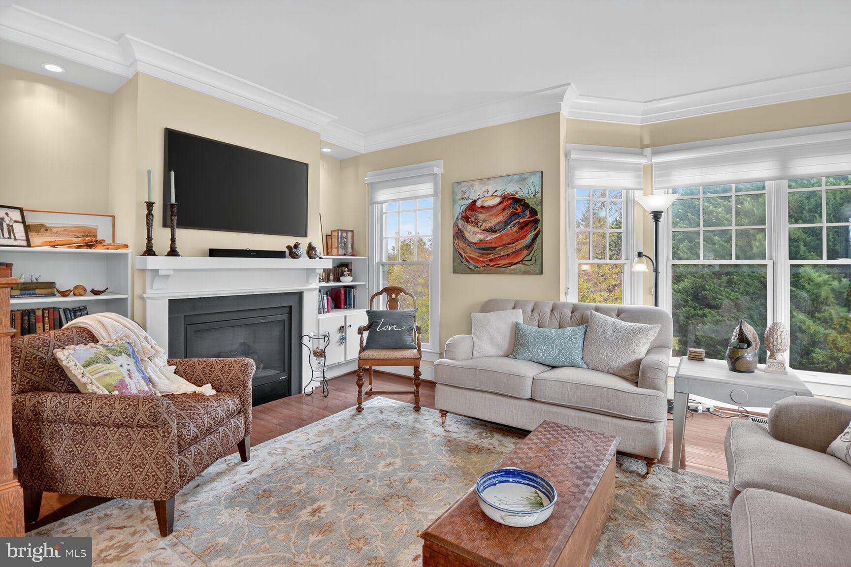 FOREST GLEN PARK - Residential Lease