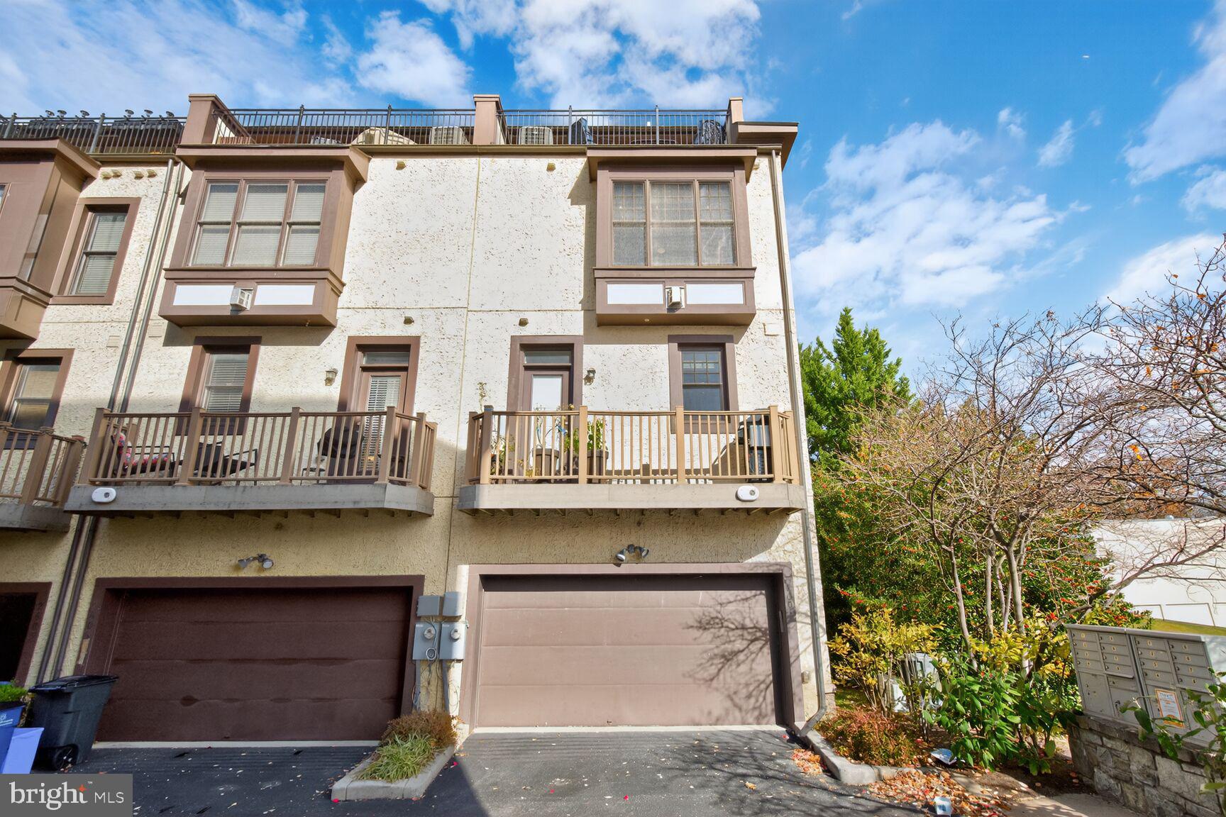 FOREST GLEN PARK - Residential Lease