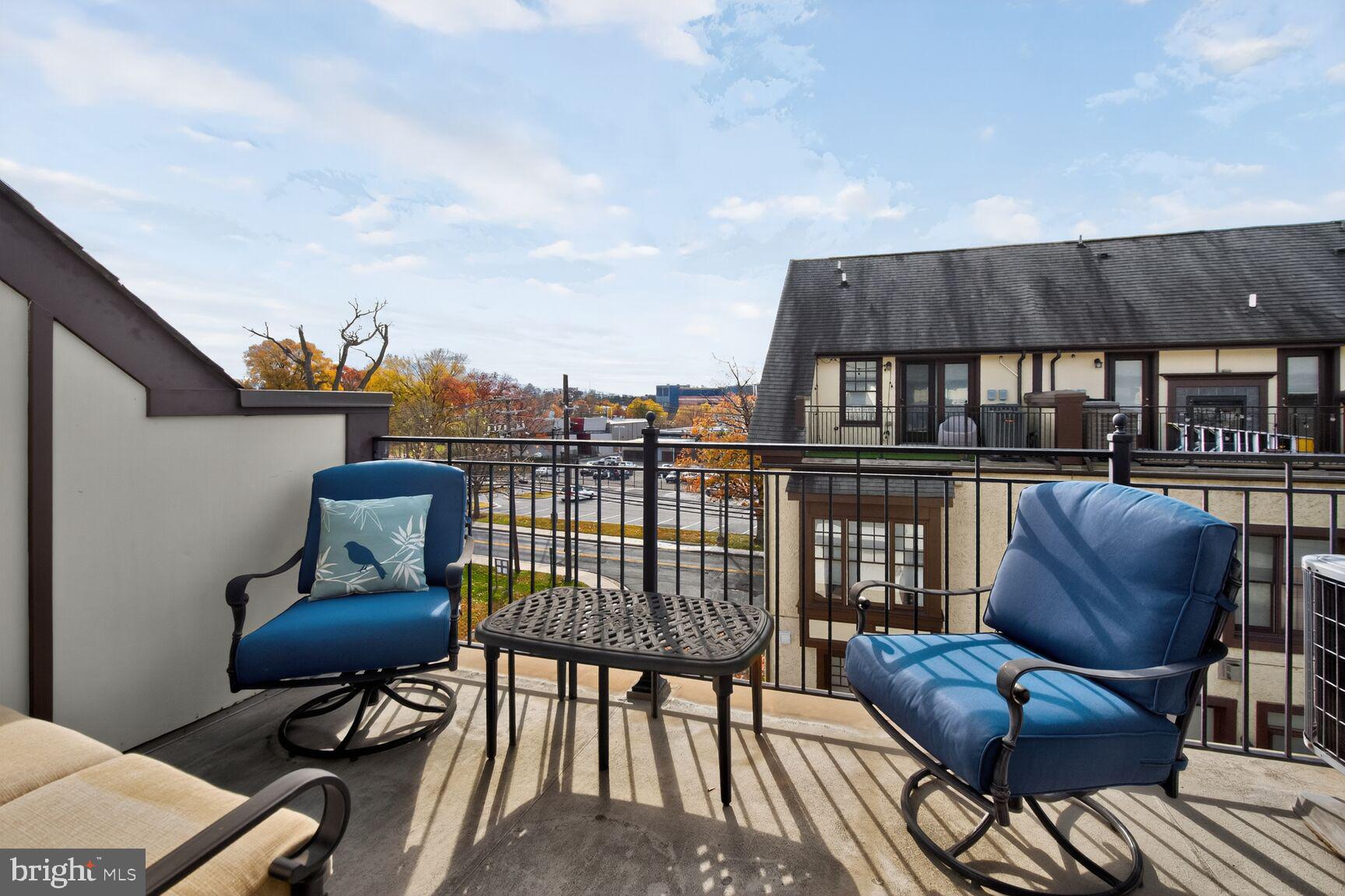 FOREST GLEN PARK - Residential Lease