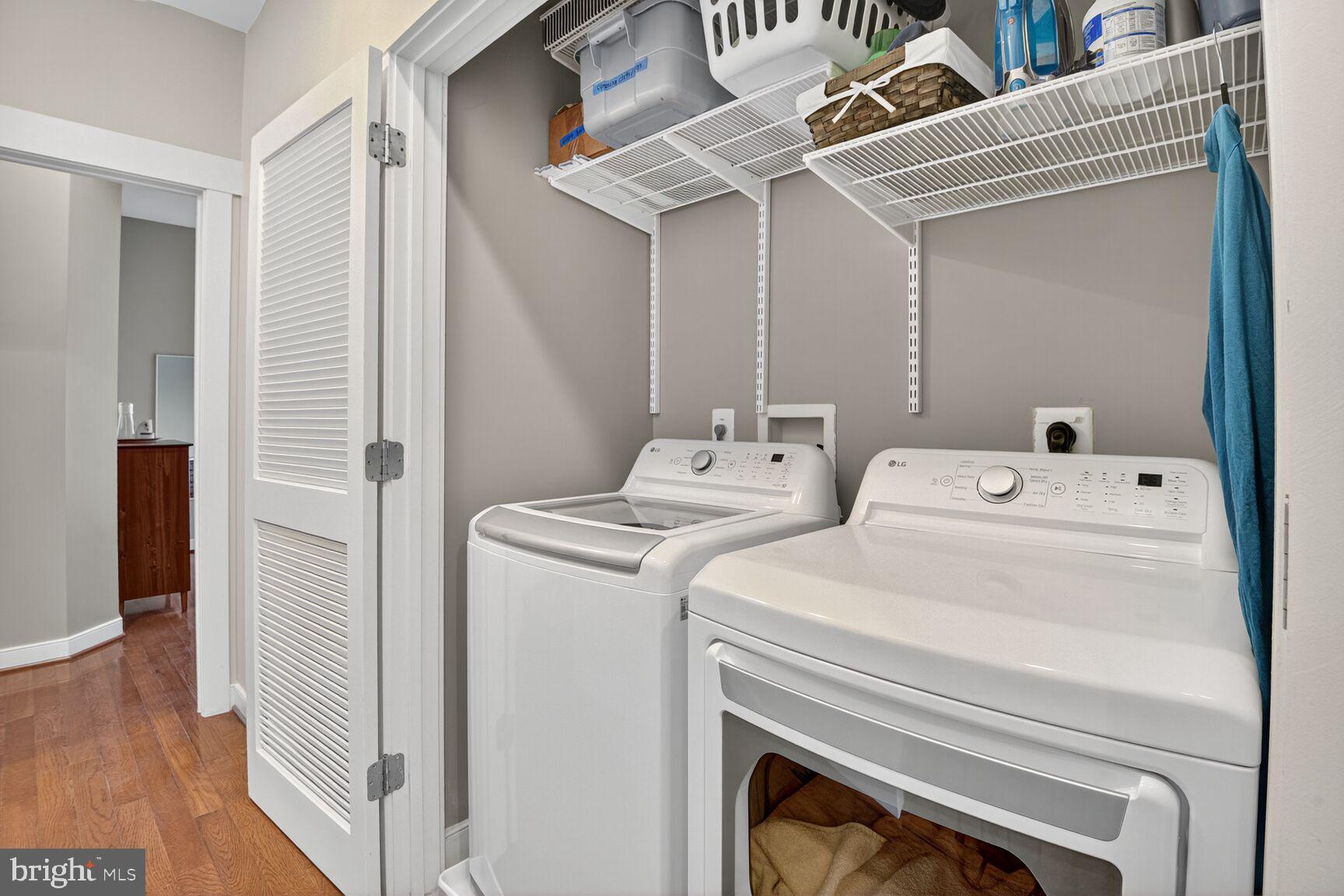 FOREST GLEN PARK - Residential Lease