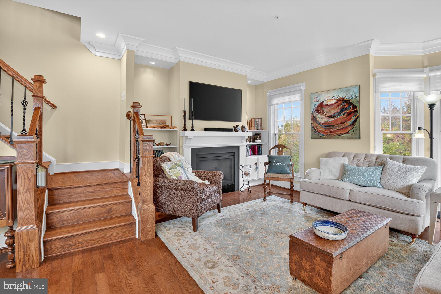 FOREST GLEN PARK - Residential Lease