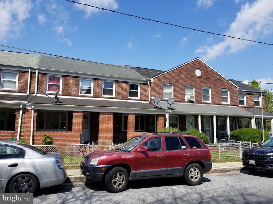ONLINE AUCTION: Begins 7/3 @ 10:00am - Ends 7/6 @ 11:00am.  List Price is Suggested Opening Bid.   2 Story Townhouse Located in the Dundalk Area of Baltimore County. In Close Proximity to Turner Station Park & Peach Orchard Cove. Believed to Contain 2 Bedrooms & 1 Bathroom. 10% Buyer's Premium will be added to the high bid.Deposit $5,000. 2.5% Broker Co-Op. Agents Register Your Clients. For full Terms and Conditions visit the auctioneer's website. www.ashlandauction.com, or contact auctioneer s office