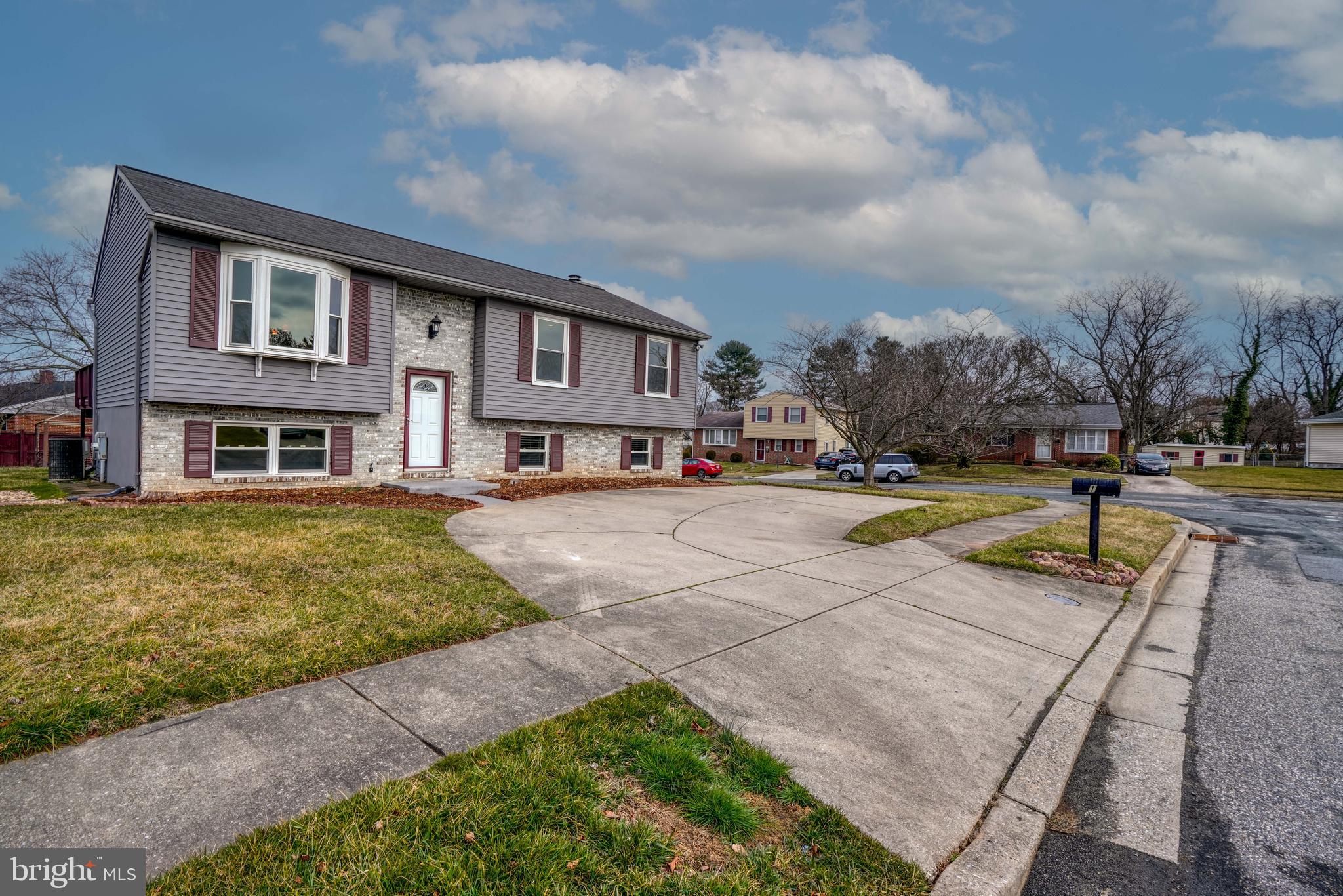 RANDALLFIELDS - Residential