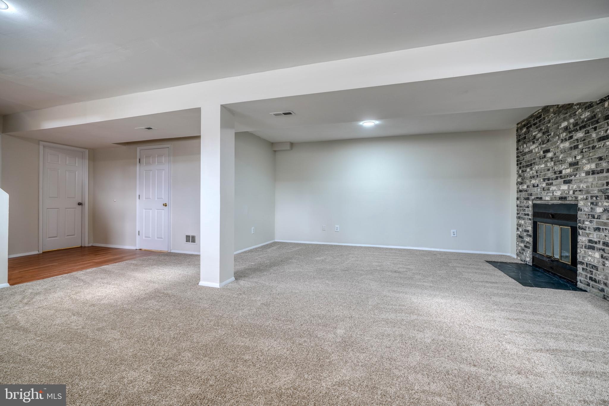 RANDALLFIELDS - Residential