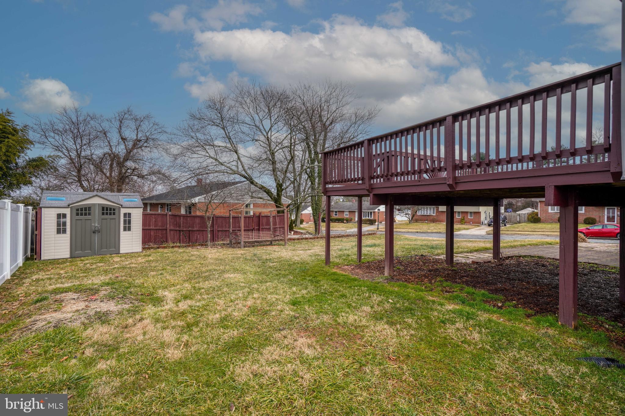 RANDALLFIELDS - Residential