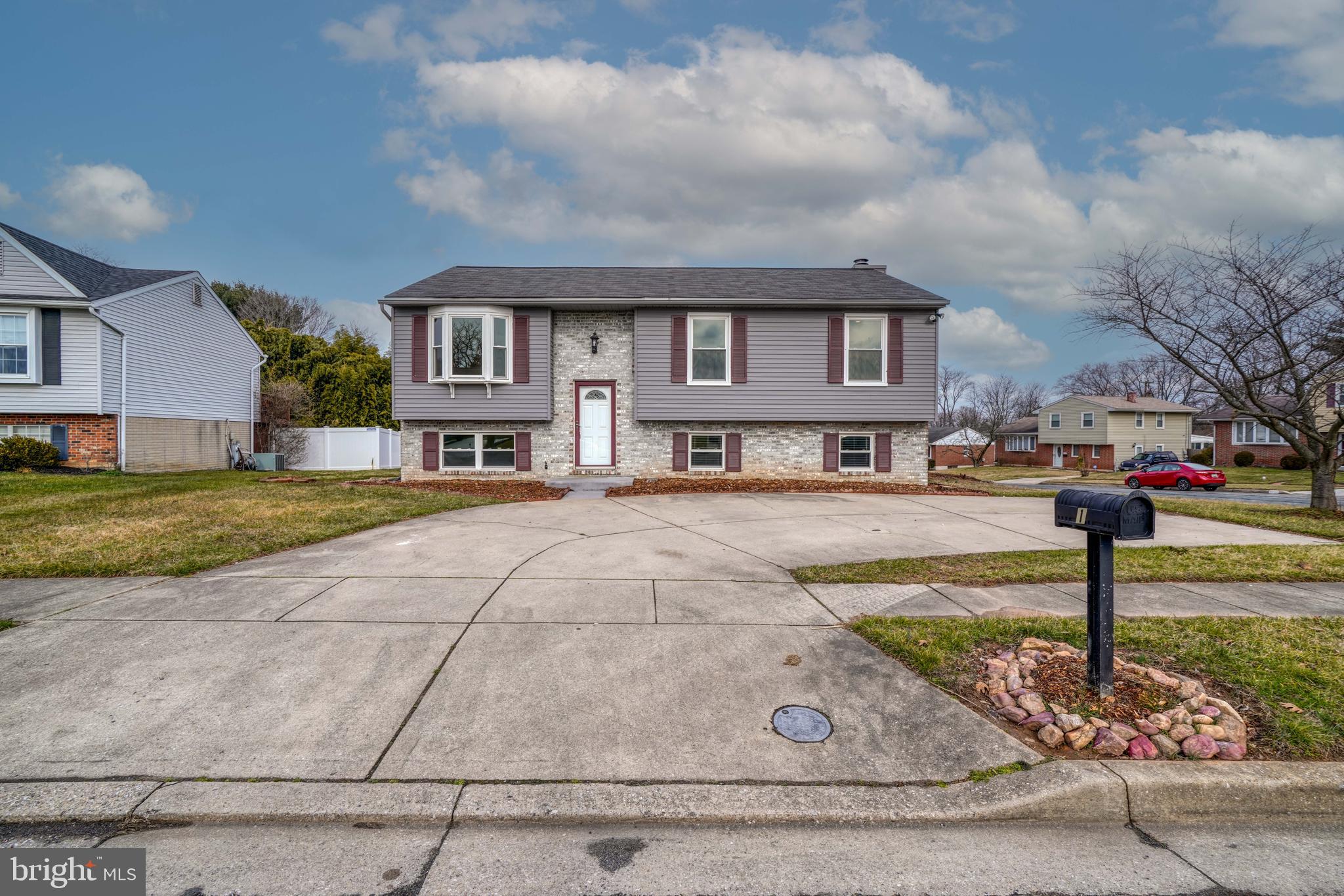 RANDALLFIELDS - Residential