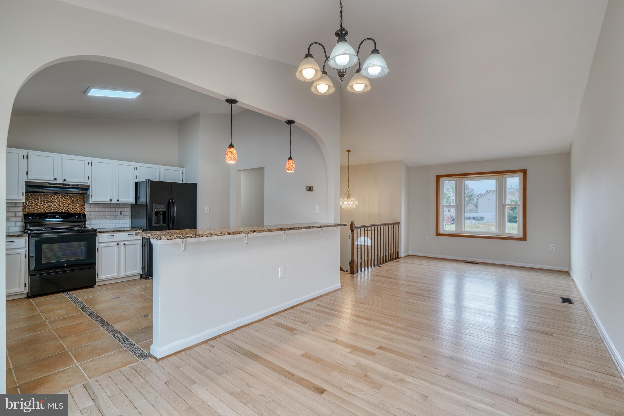 RANDALLFIELDS - Residential