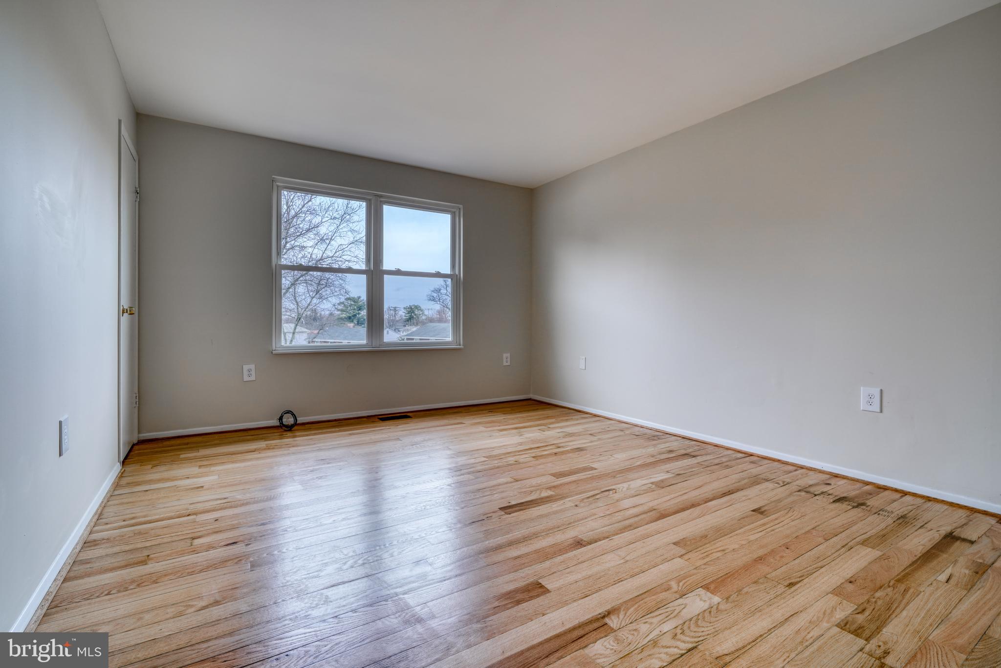 RANDALLFIELDS - Residential