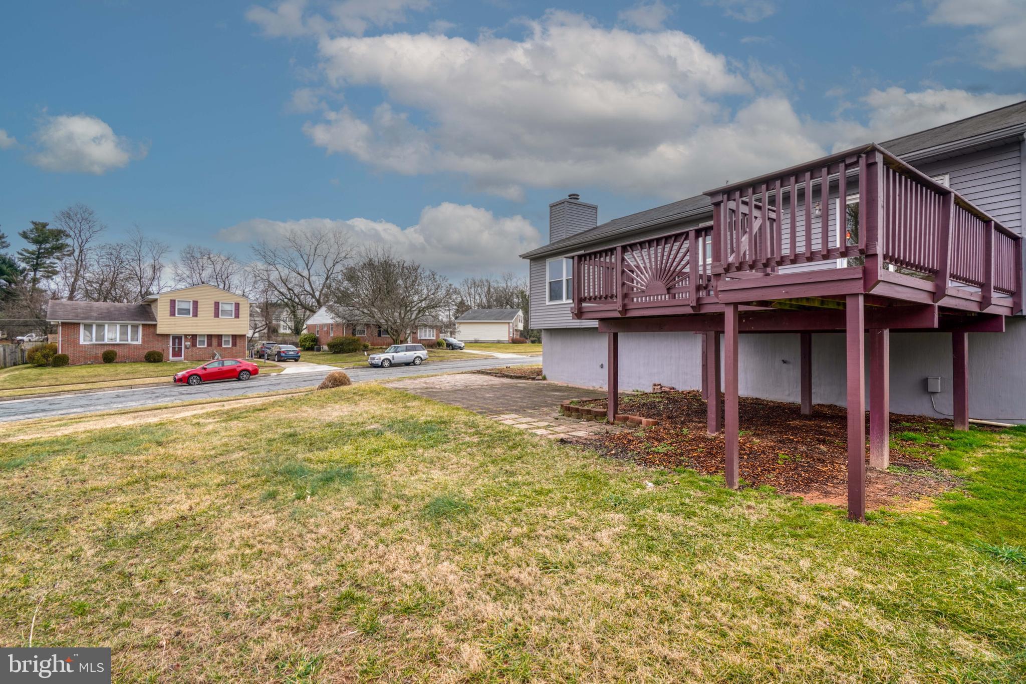 RANDALLFIELDS - Residential