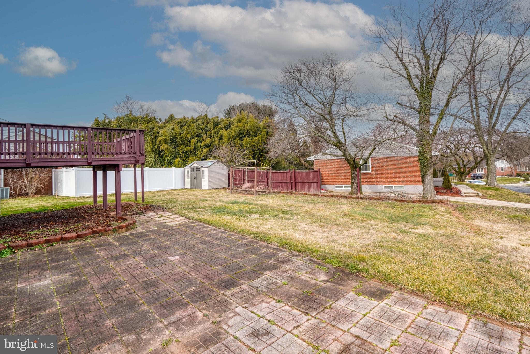 RANDALLFIELDS - Residential