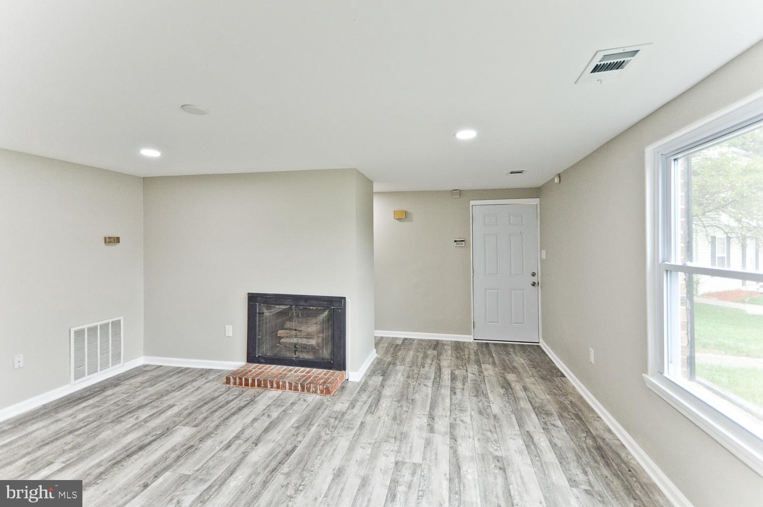 BANNISTER - Residential