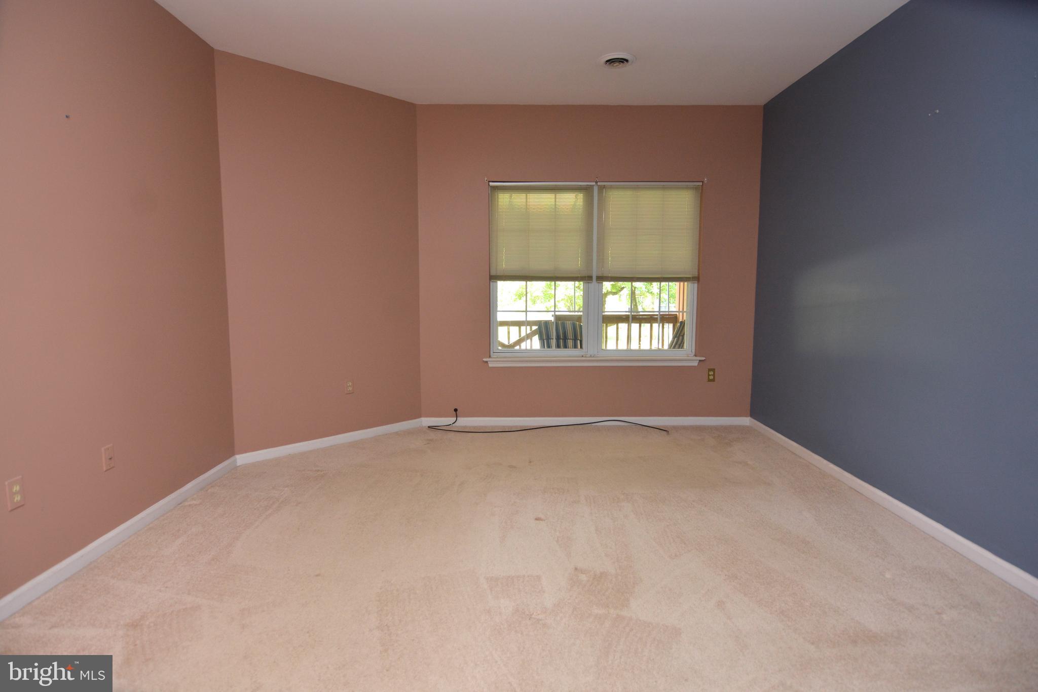 SPRING RIDGE - Residential