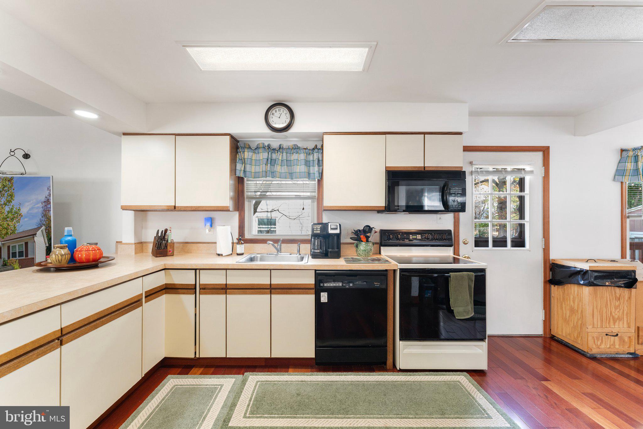 STERLING  PARK - Residential