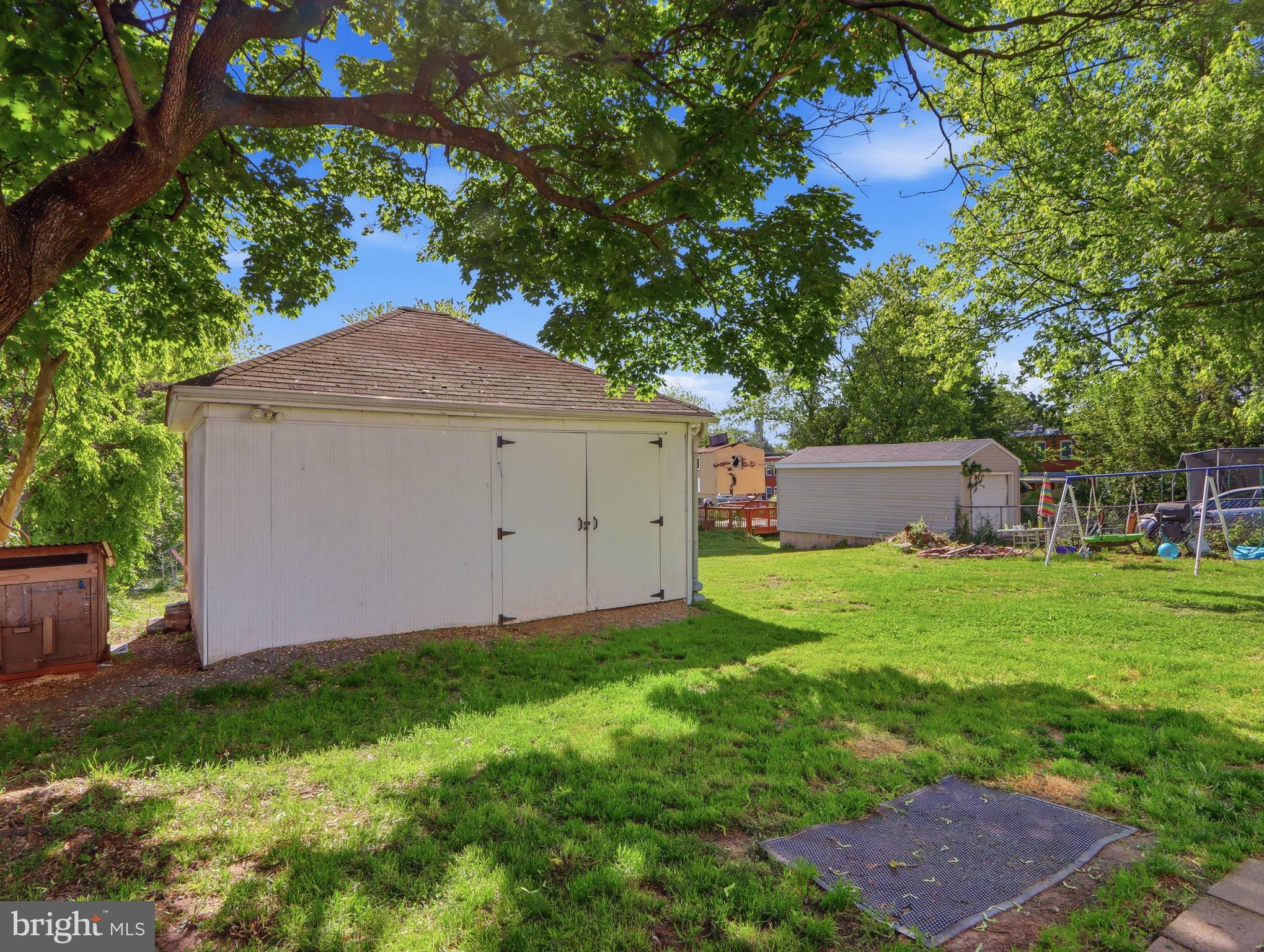 BROOKWOOD - Residential