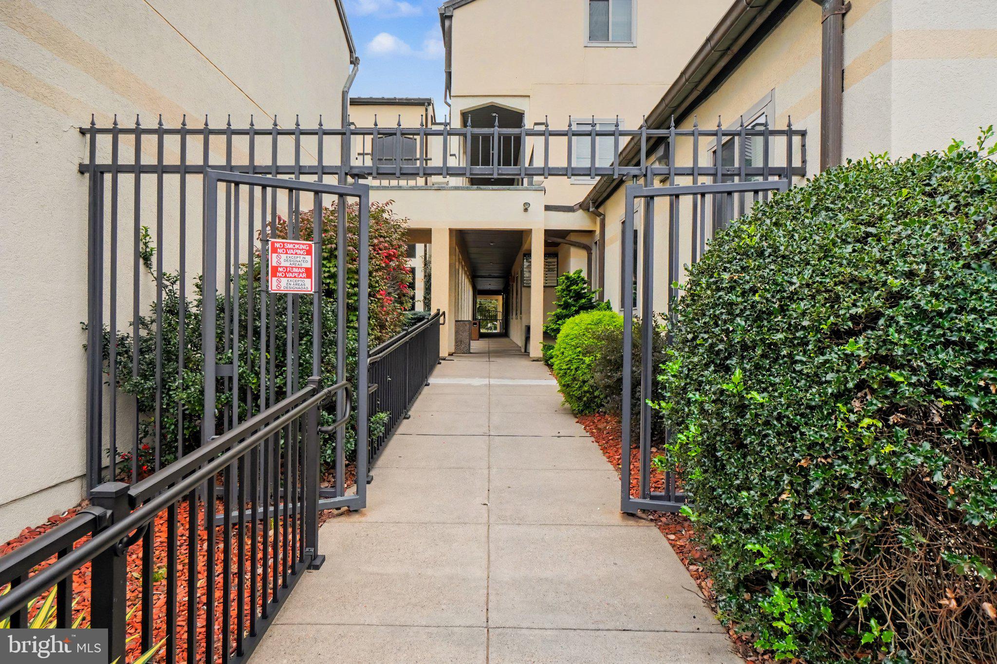 1372 N SUSQUEHANNA TRL