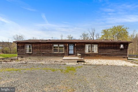 335 WEINSTEIGER ROAD BECHTELSVILLE PA 19505