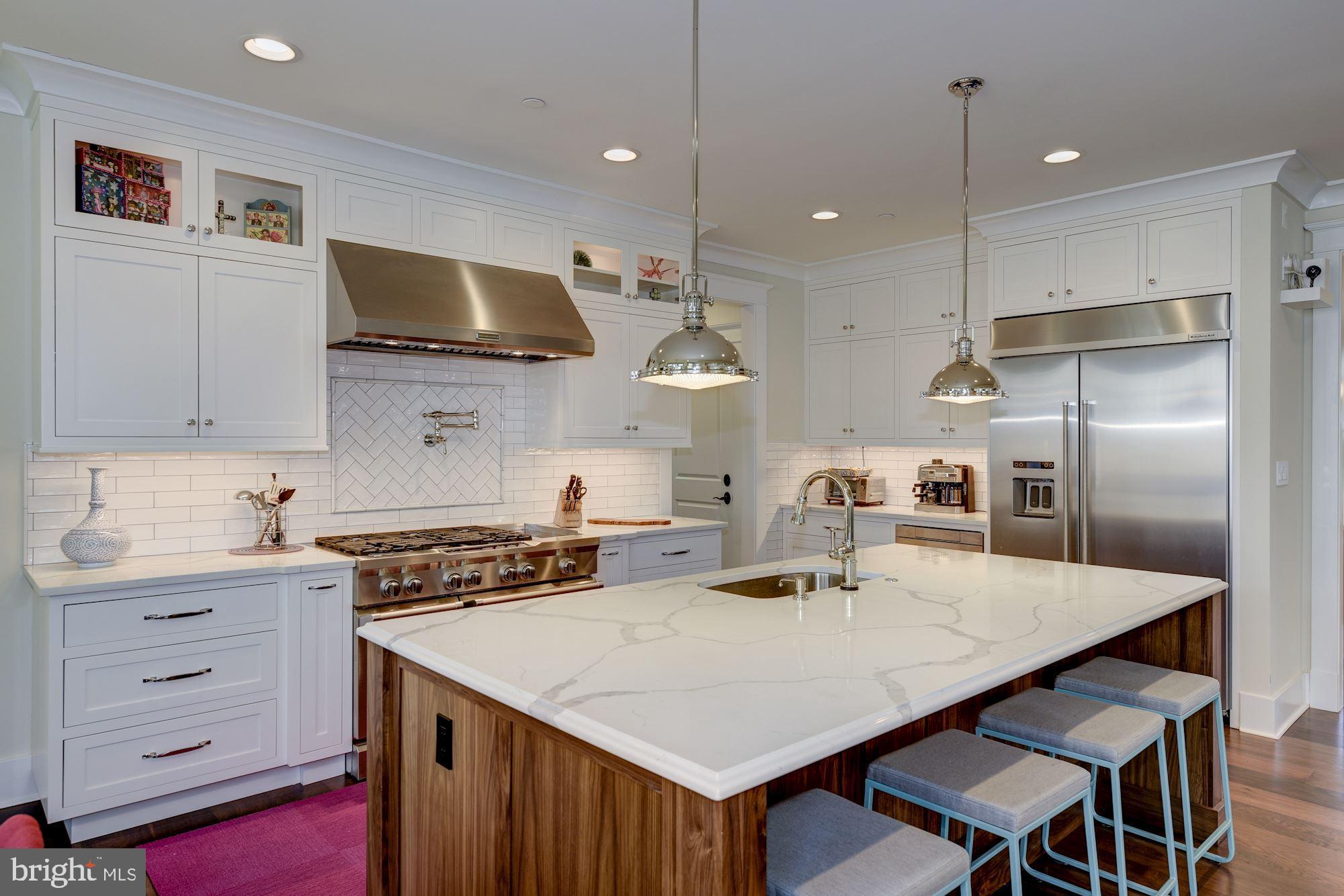 HILLMEAD - Residential